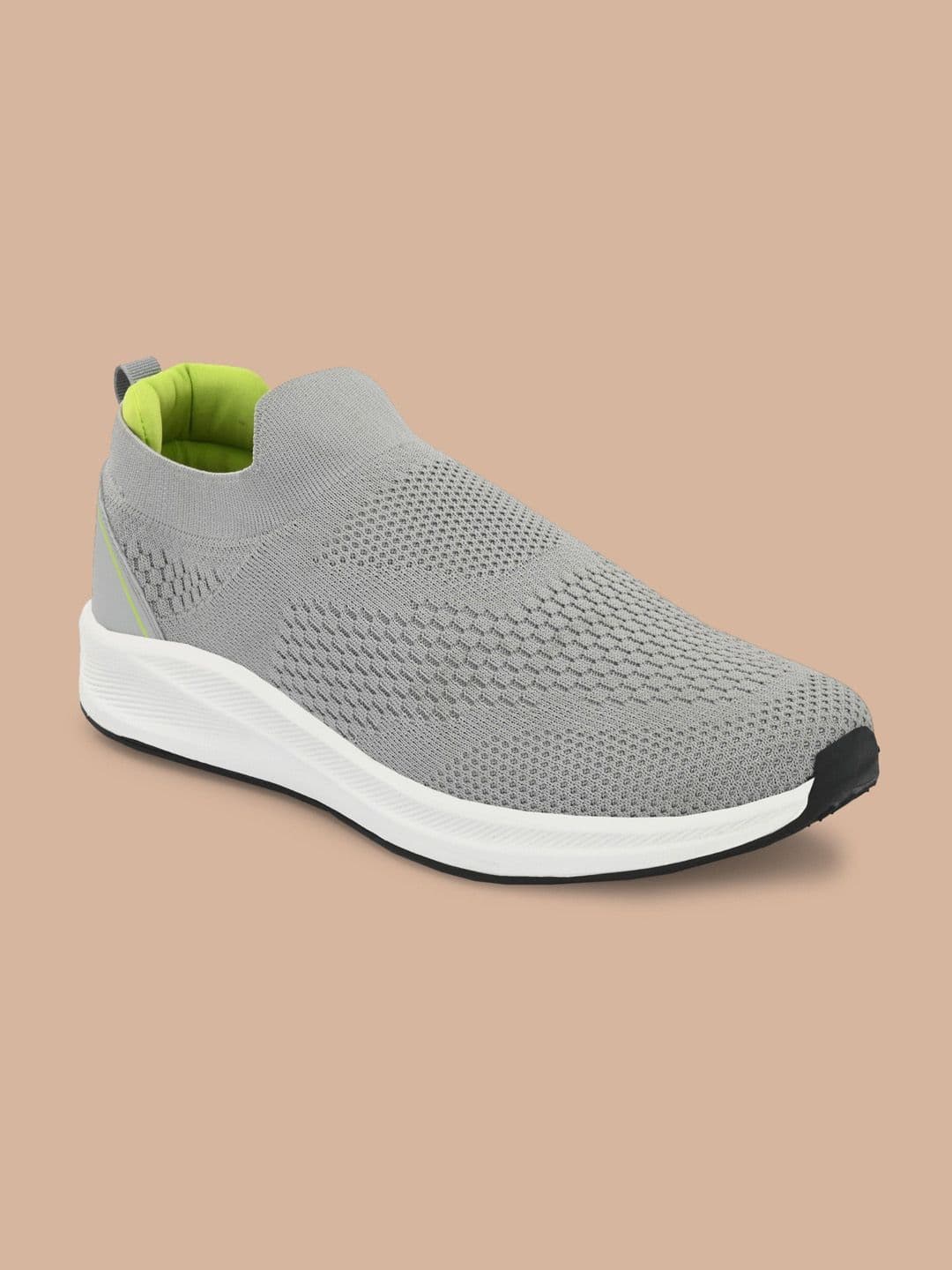 OFF LIMITS Men Grey Textured Mesh Non-Marking Walking Shoes thumbnail 5