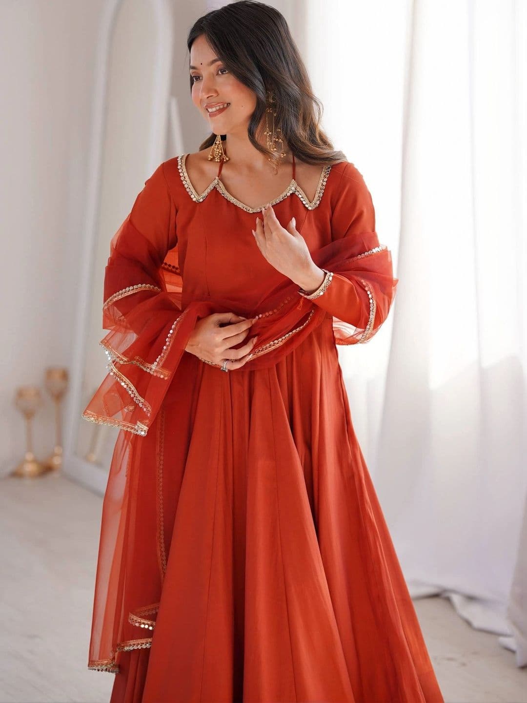 VASTRABELLA Women Regular Gotta Patti Chanderi Silk Kurta with Trousers & With Dupatta thumbnail 2