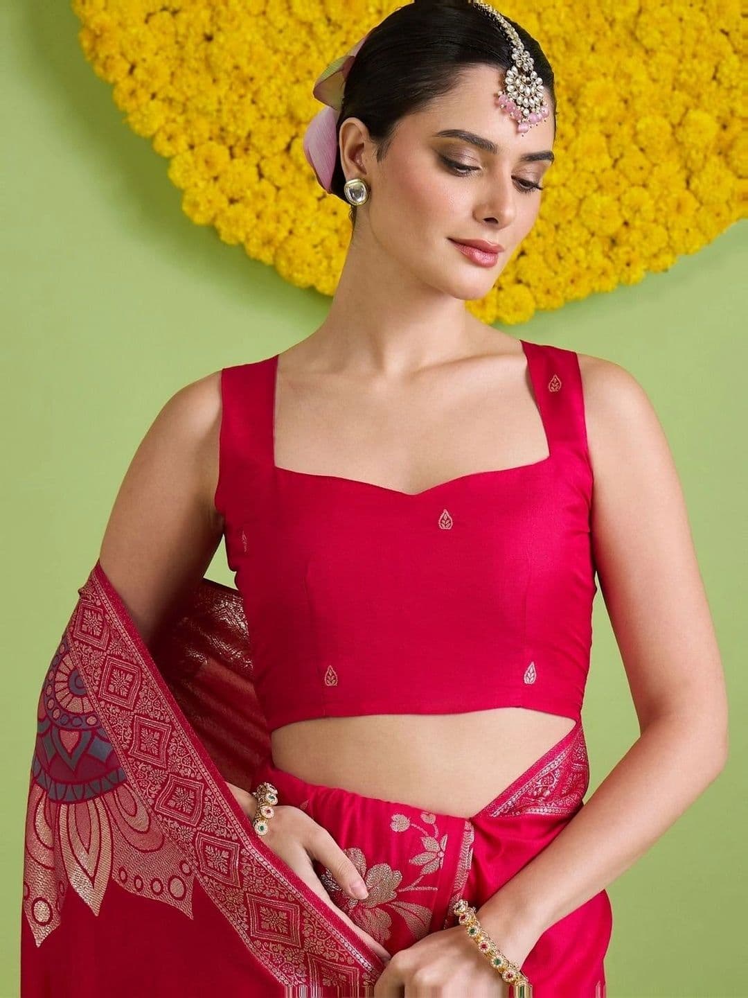 Saree mall Zari Silk Blend Designer Banarasi Sarees thumbnail 4