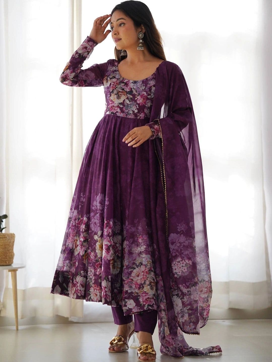 VASTRABELLA Women Floral Printed Empire Kurta with Trousers & With Dupatta thumbnail 4
