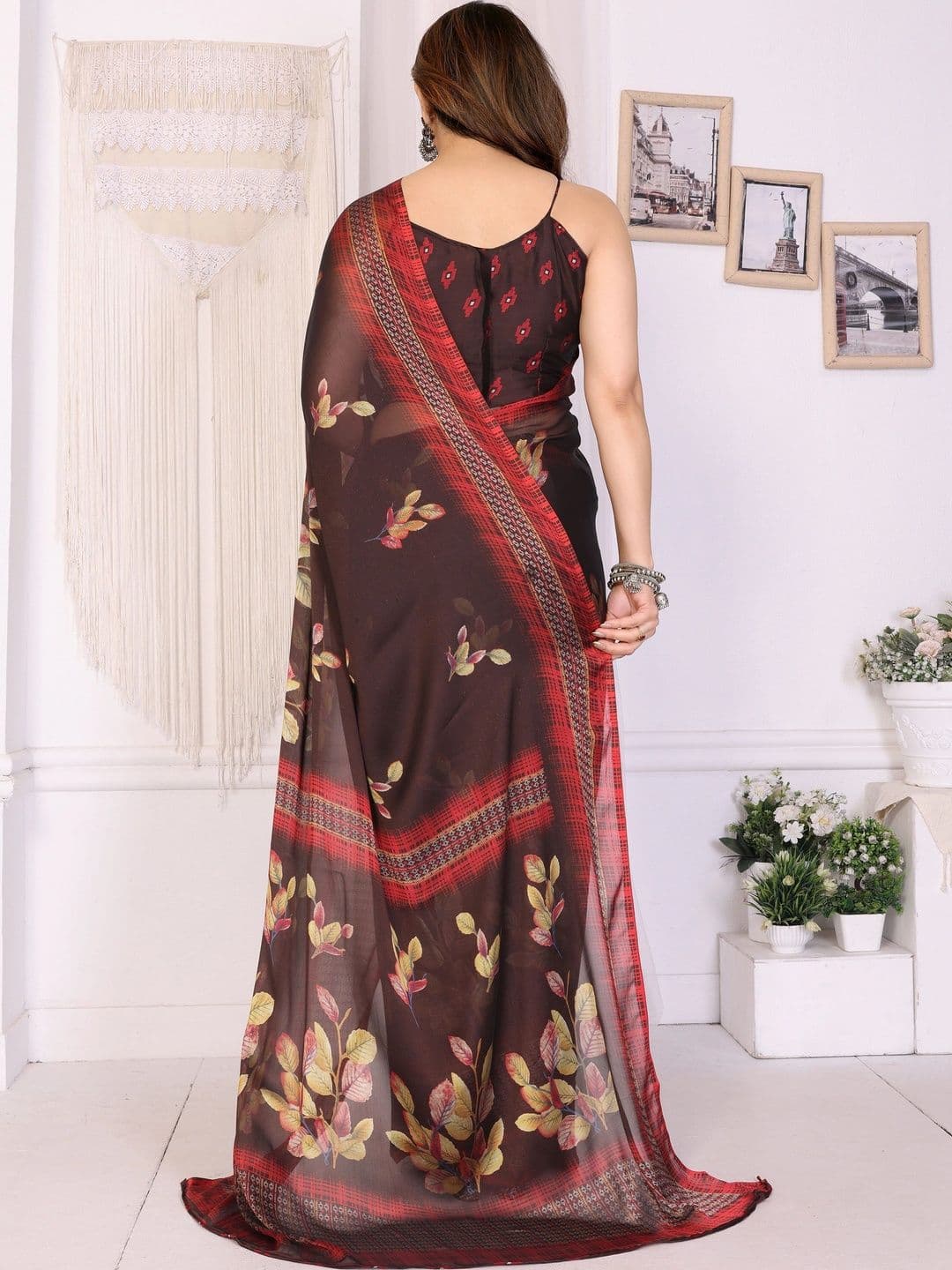 Owee Floral Pure Chiffon Designer Saree thumbnail 2