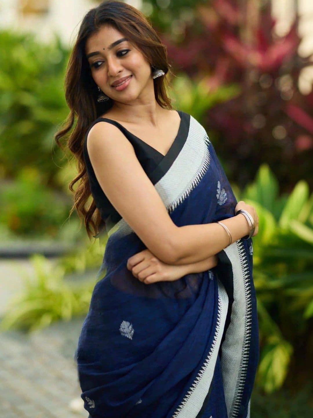 revika Woven Design Zari Art Silk Designer Kanjeevaram Saree thumbnail 3