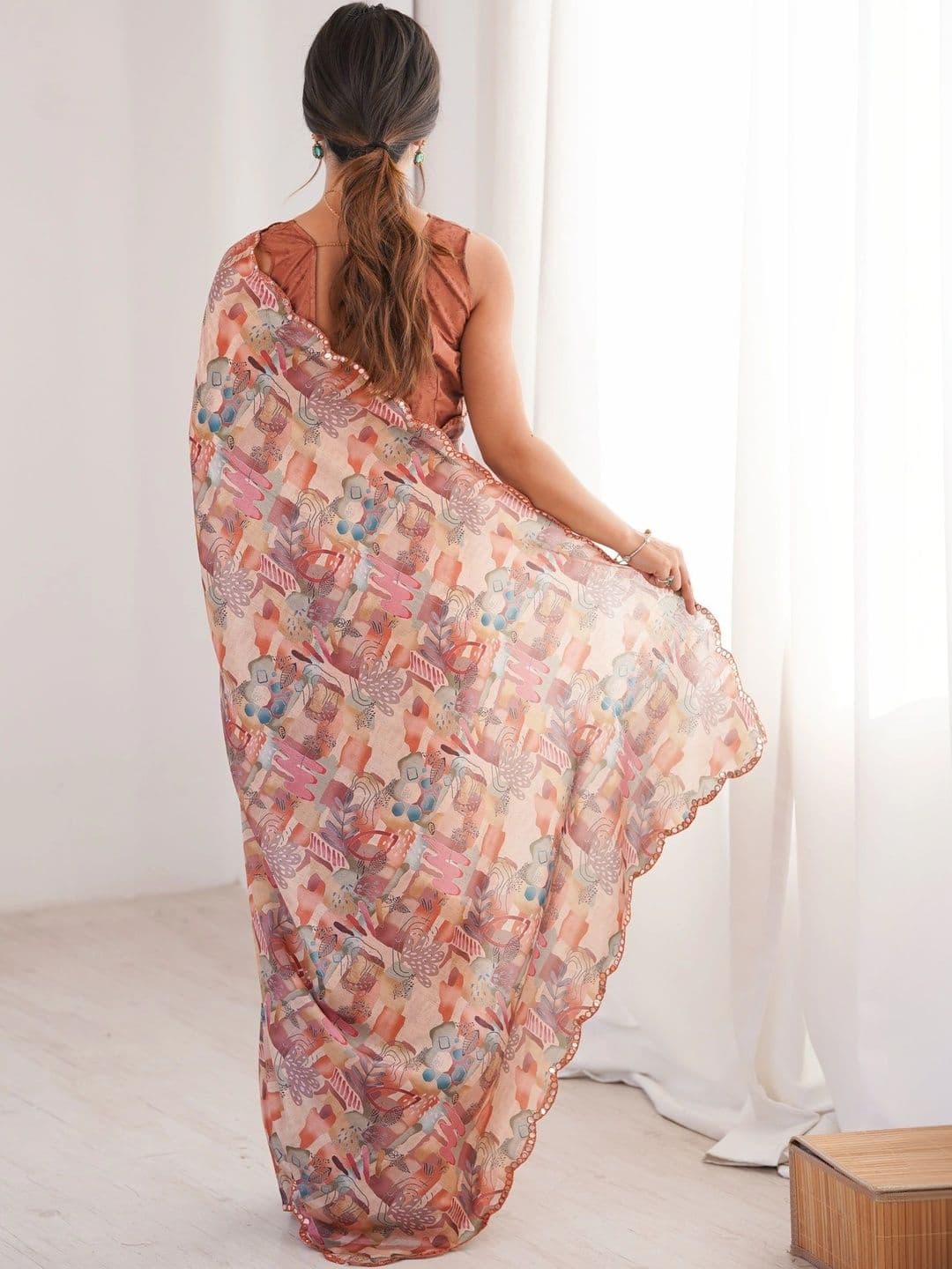Mitera Silk Blend Saree thumbnail 2