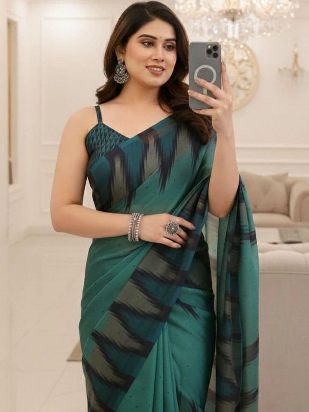 Owee Pure Chiffon Designer Saree thumbnail 2