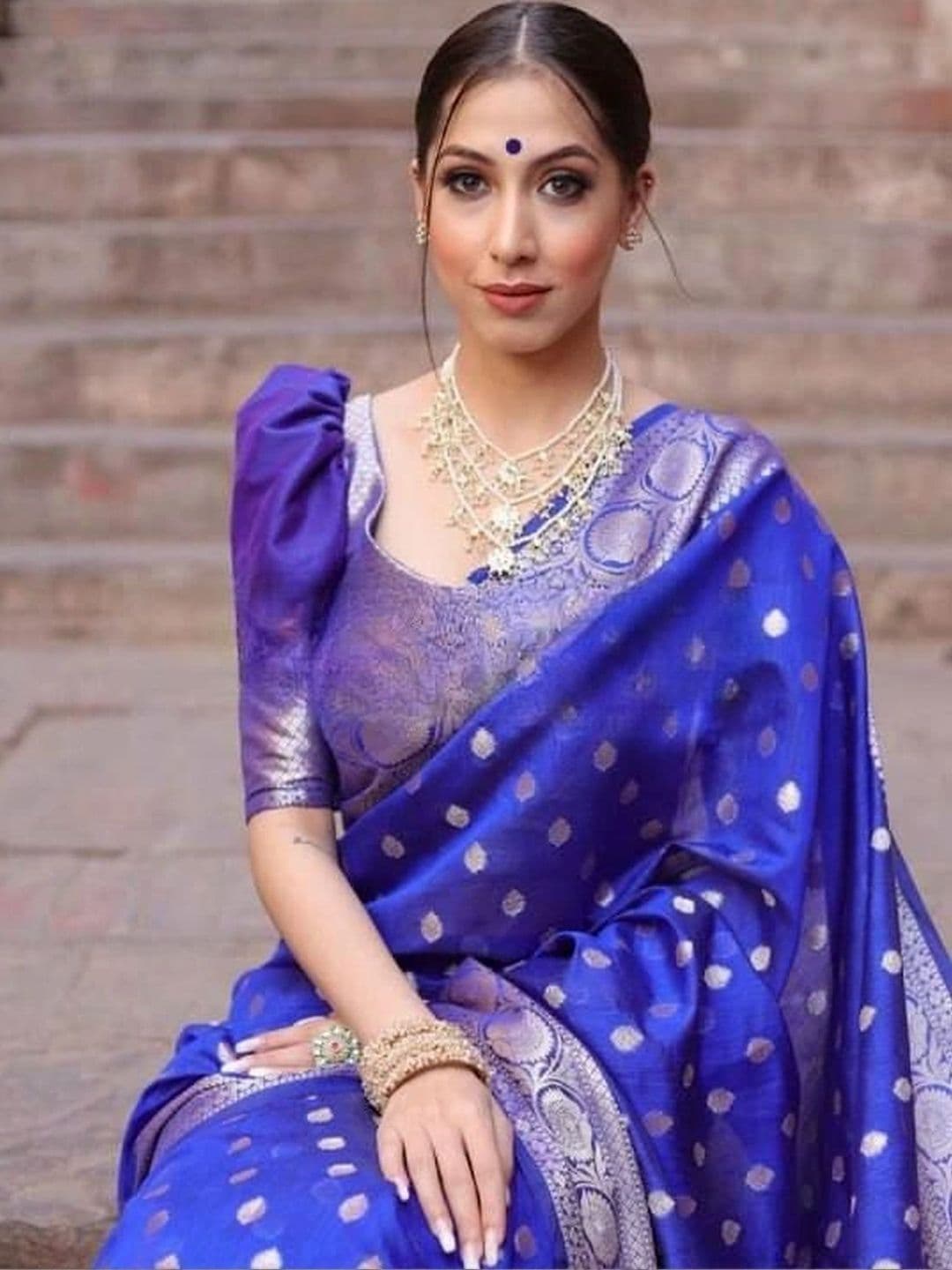 revika Woven Design Zari Art Silk Designer Kanjeevaram Saree thumbnail 5