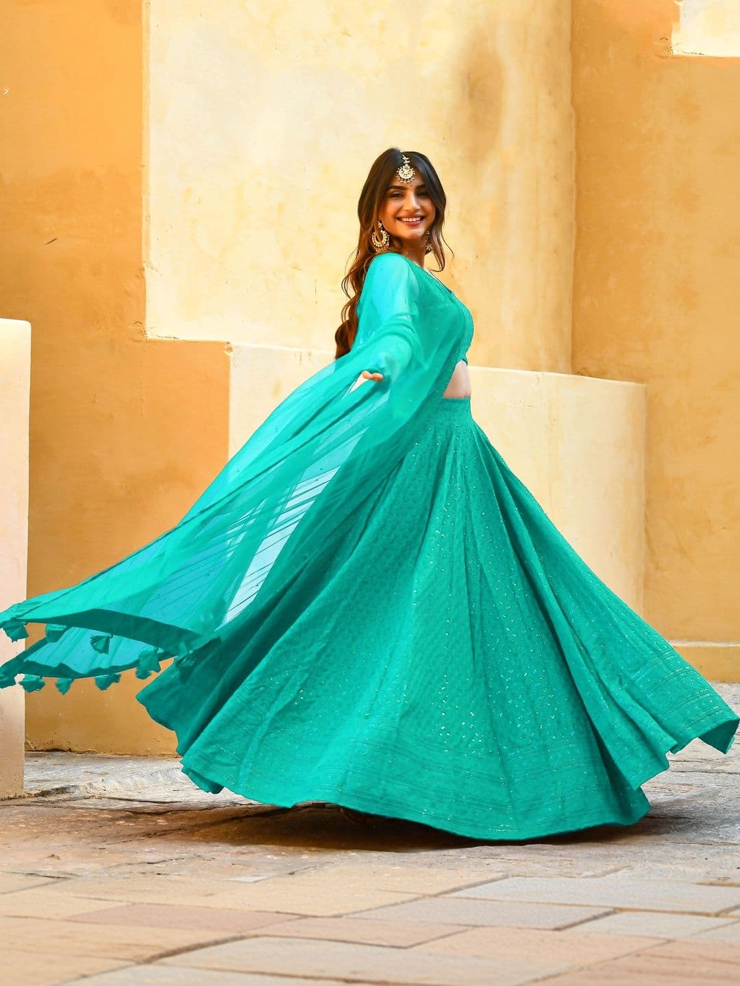 ETHNIC PLUS Embellished Sequinned Semi-Stitched Lehenga & Unstitched Blouse With Dupatta thumbnail 2