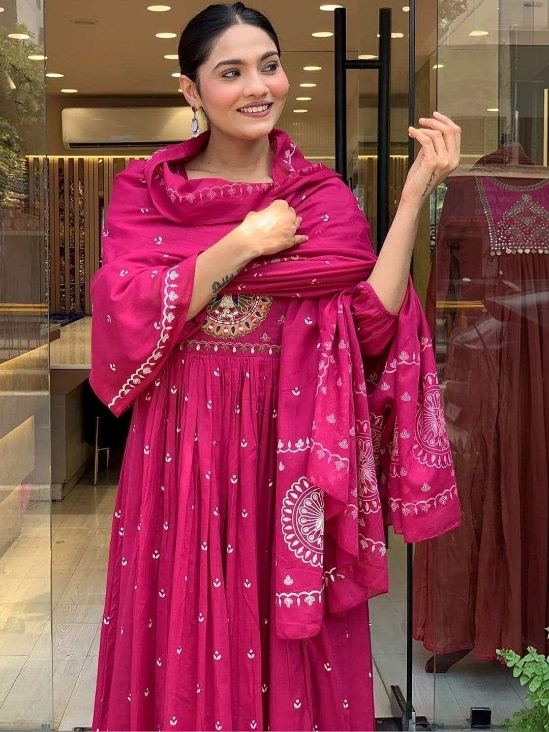 FIC FUSION CULTURE Women Ethnic Motifs Printed Empire Thread Work Kurta with Trousers & With Dupatta thumbnail 5