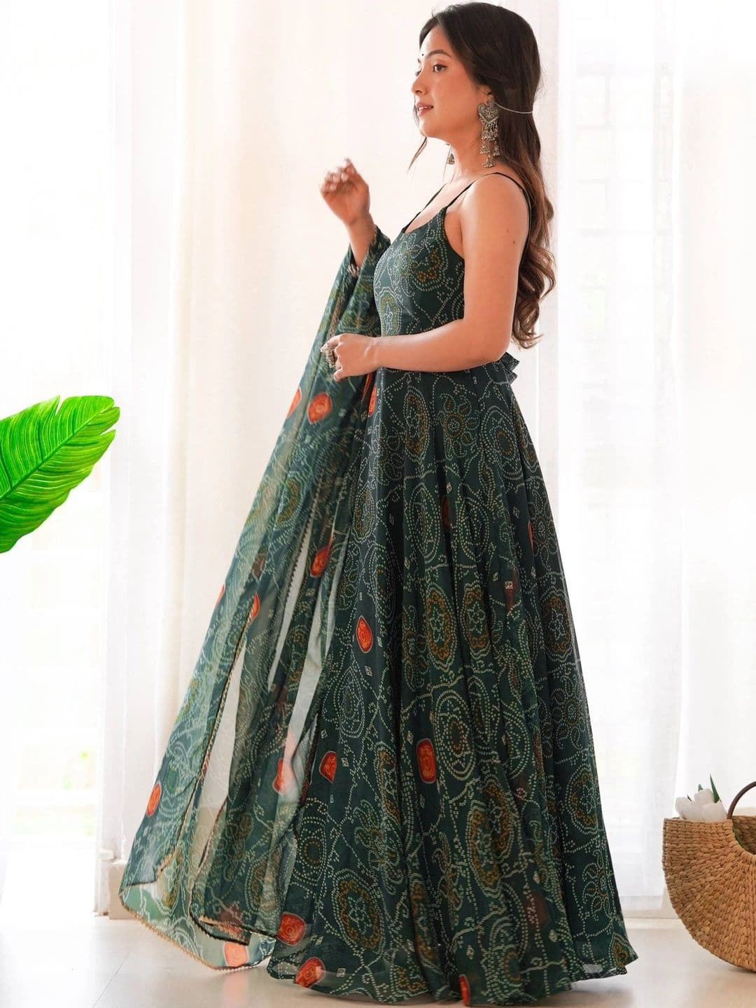 VASTRABELLA Women Ethnic Motifs Printed Regular Silk Chiffon Kurta with Pyjamas & With Dupatta thumbnail 6