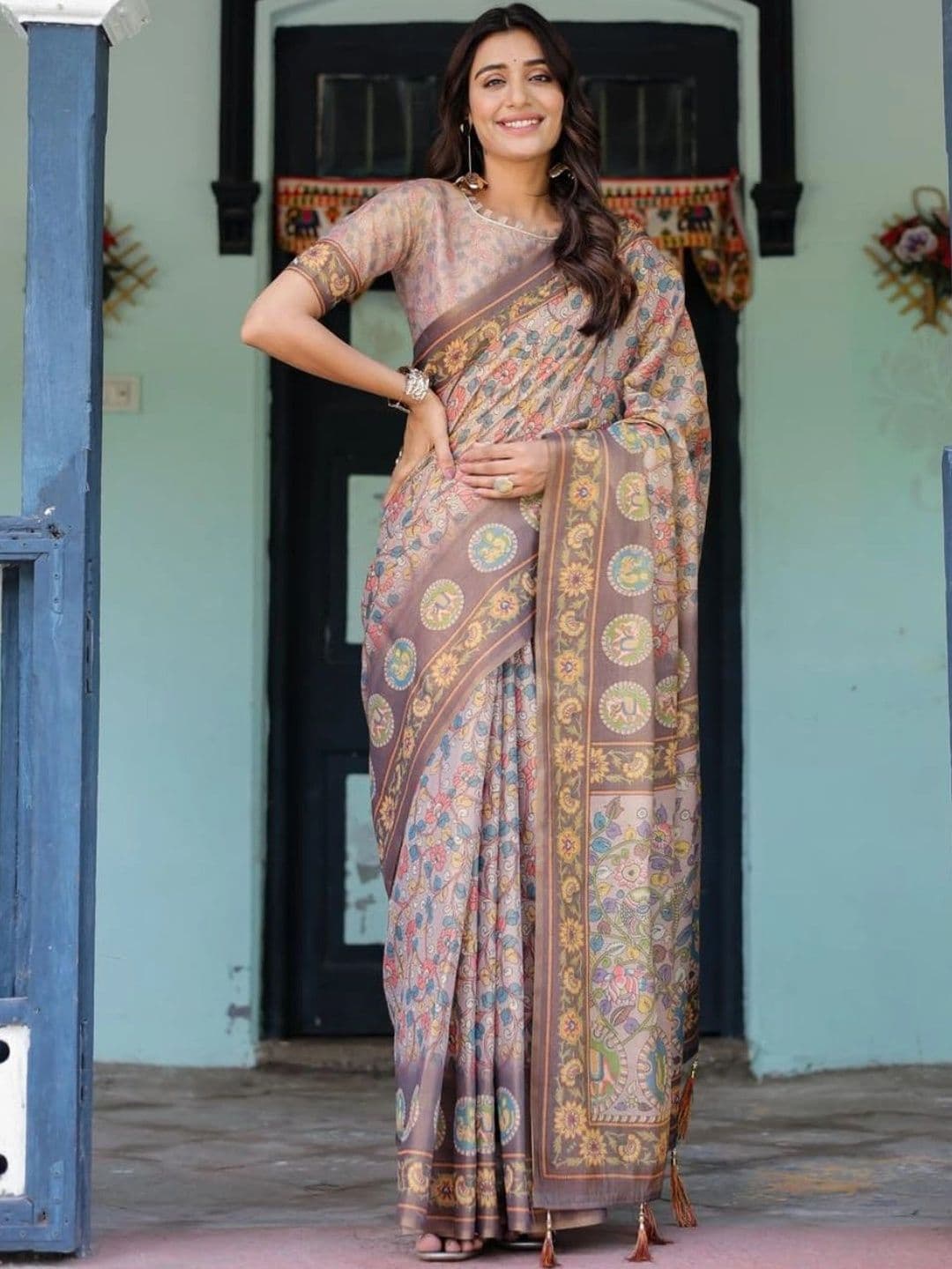 HOUSE OF PRANSHI Kalamkari Linen Blend Jamdani Saree - view 1