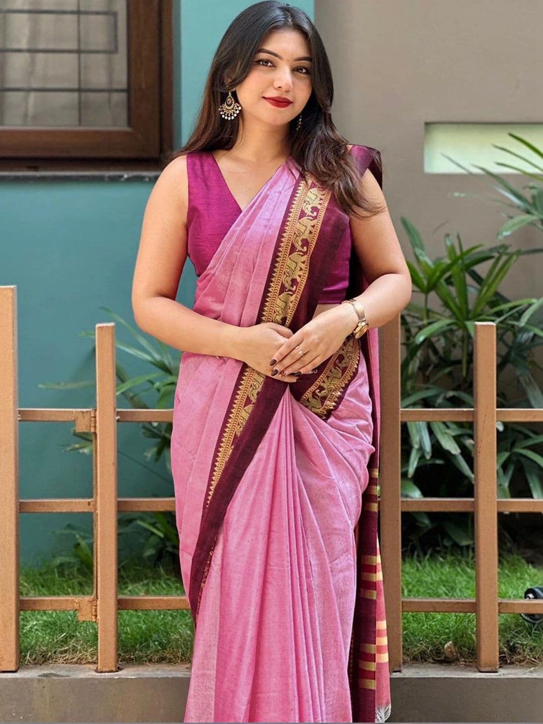 KALINI Zari Silk Cotton Designer Gadwal Saree thumbnail 3