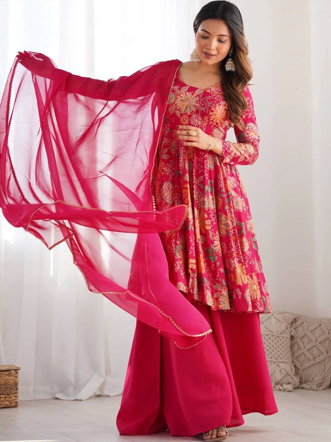 VASTRABELLA Women Floral Printed Regular Chanderi Silk Kurta with Palazzos & With Dupatta thumbnail 7