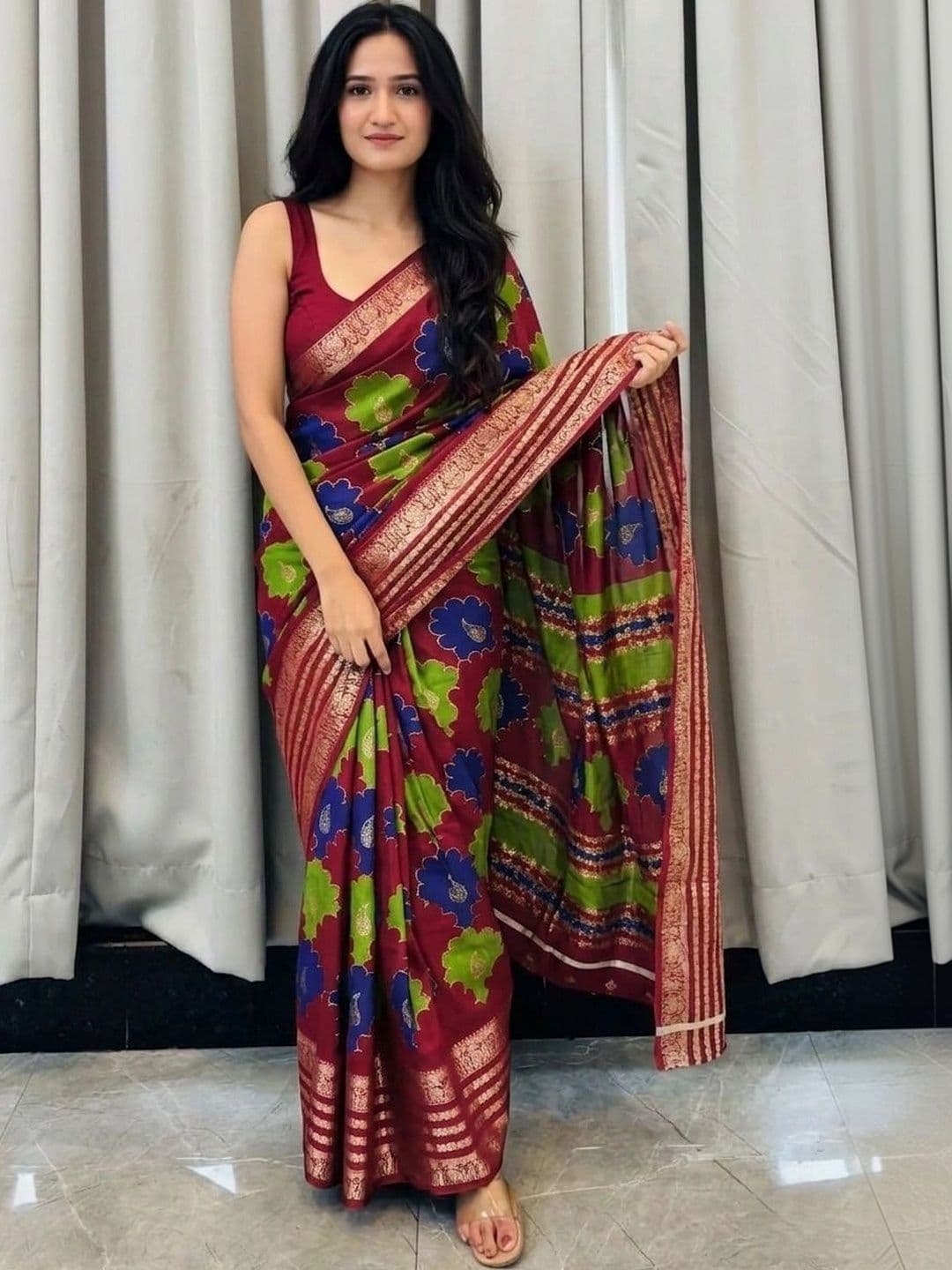 Owee Paisley Zari Silk Blend Designer Saree - view 1