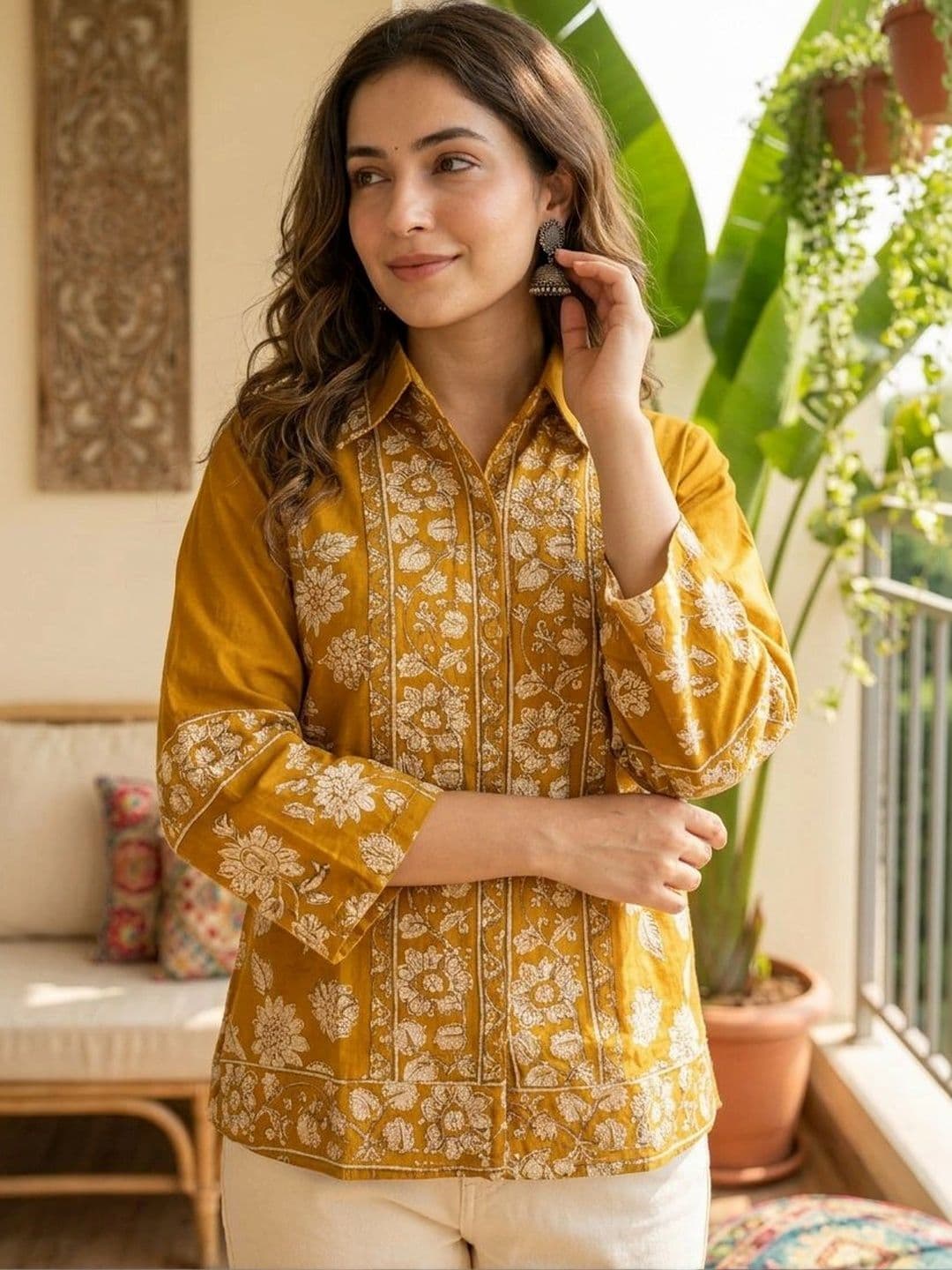 Anouk Floral Embroidered Shirt Collar Thread Work Pure Cotton Blend Thread Work Kurti - view 1