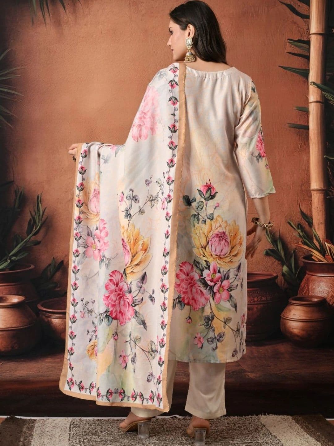 Encourage Women Floral Printed Regular Thread Work Kurta with Trousers & With Dupatta thumbnail 7