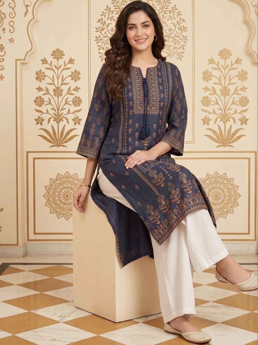 House of Pataudi Women Ethnic Motifs Printed Indie Prints Kurta thumbnail 2