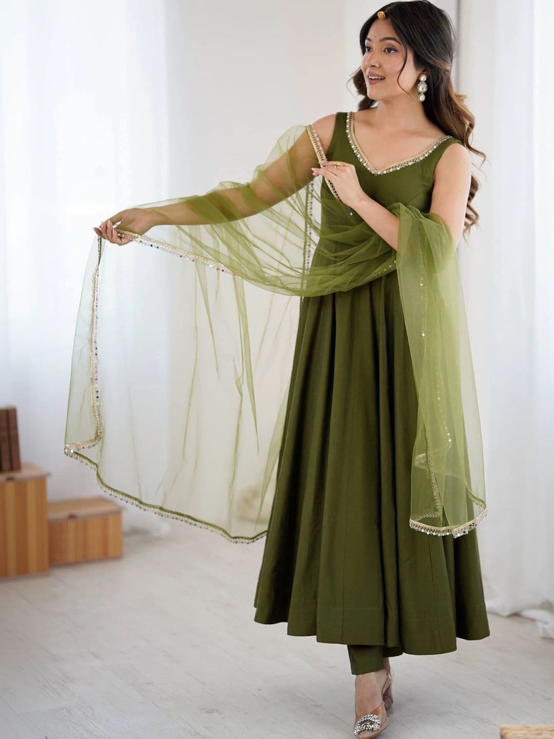 VASTRABELLA Women Empire Gotta Patti Chanderi Silk Kurta with Trousers & With Dupatta - view 1