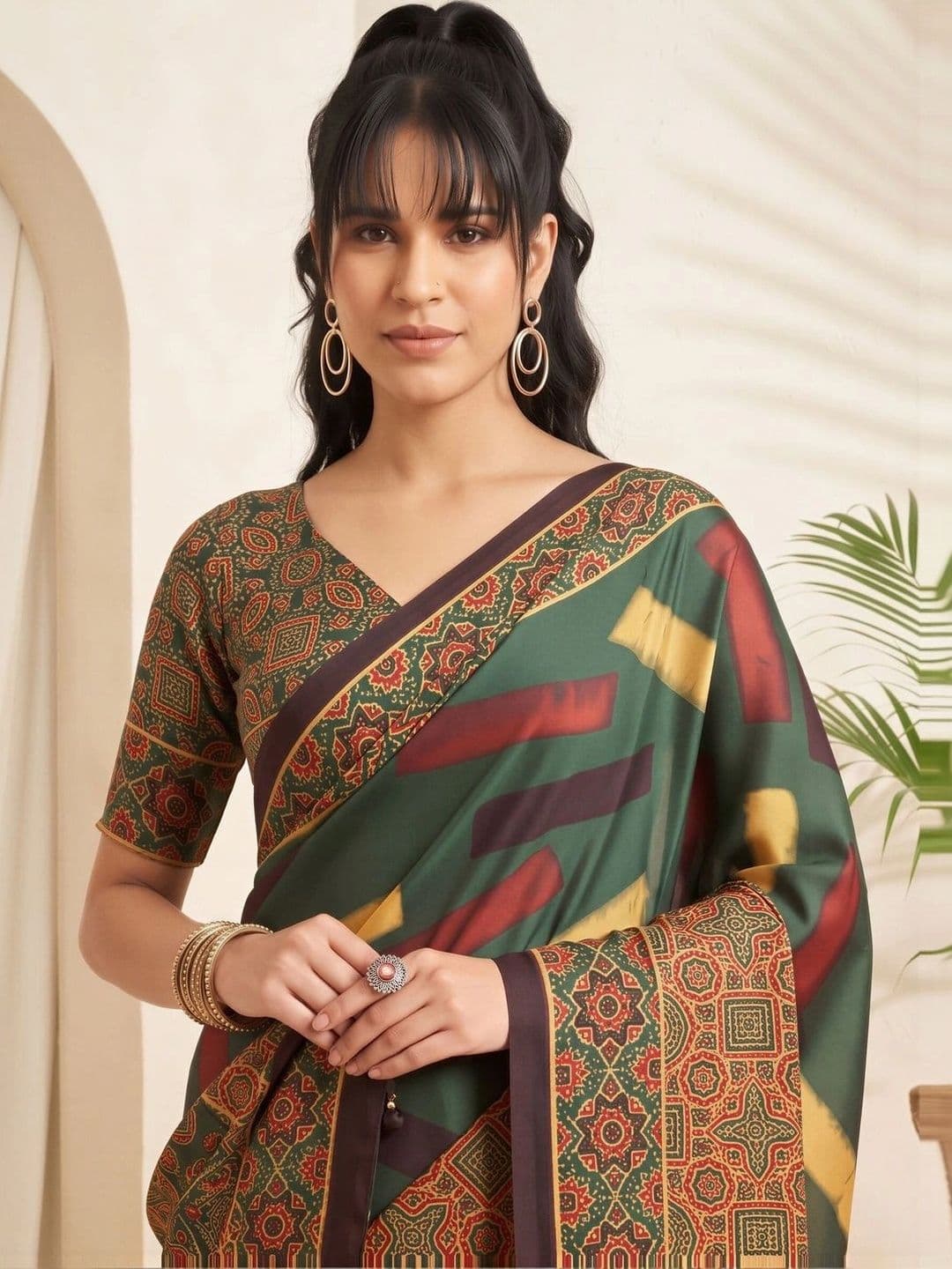 Saree mall Ethnic Motifs Silk Blend Designer Block Print Sarees thumbnail 7