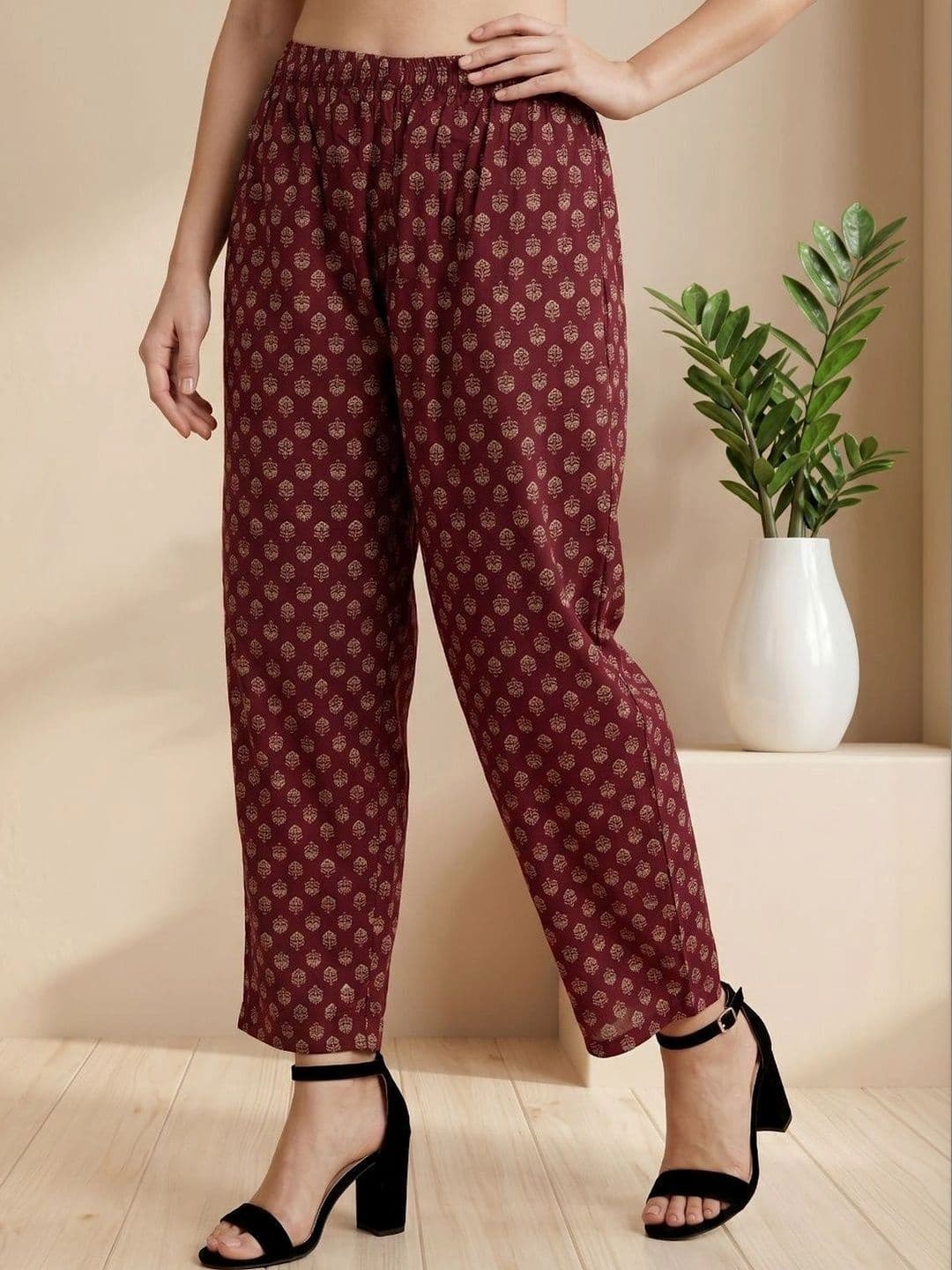 shreeram Women Ethnic Motifs Printed Regular Pure Cotton Kurta with Palazzos & With Dupatta thumbnail 5