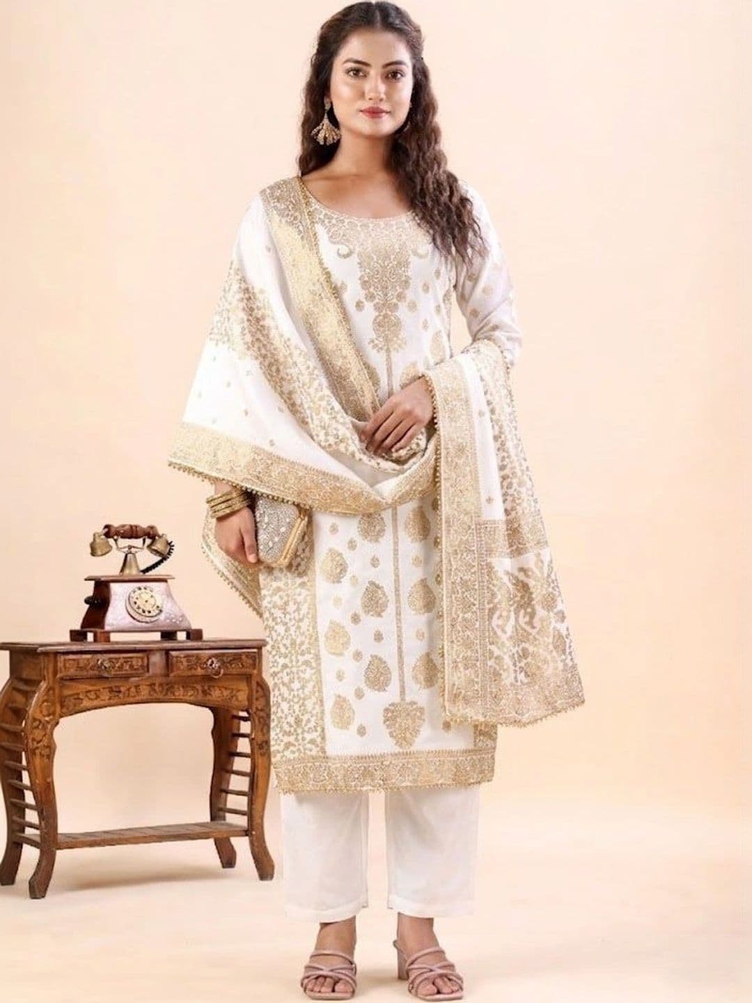 kantuba Art Silk Unstitched Dress Material thumbnail 4