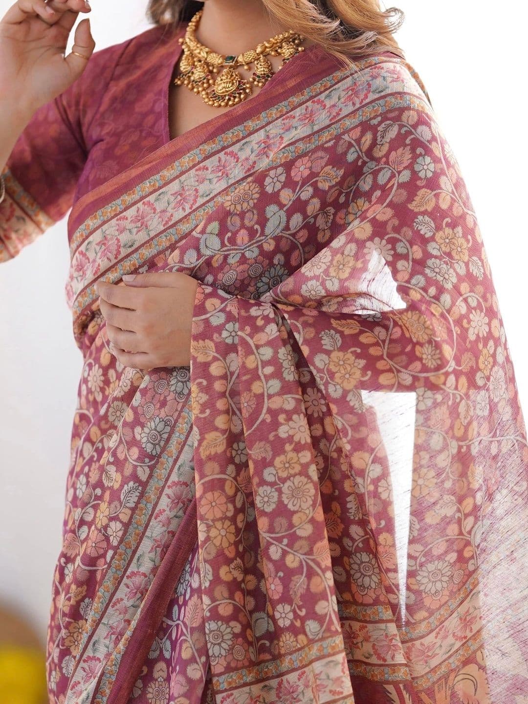 HOUSE OF PRANSHI Floral Linen Blend Jamdani Saree thumbnail 2