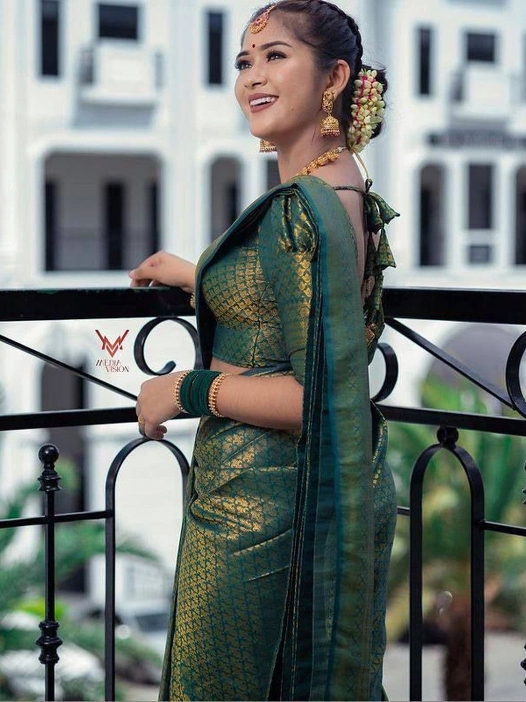 revika Woven Design Zari Art Silk Designer Kanjeevaram Saree thumbnail 7