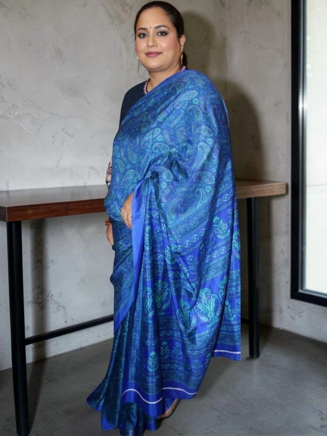 HAEMBY Paisley Art Silk Saree thumbnail 4