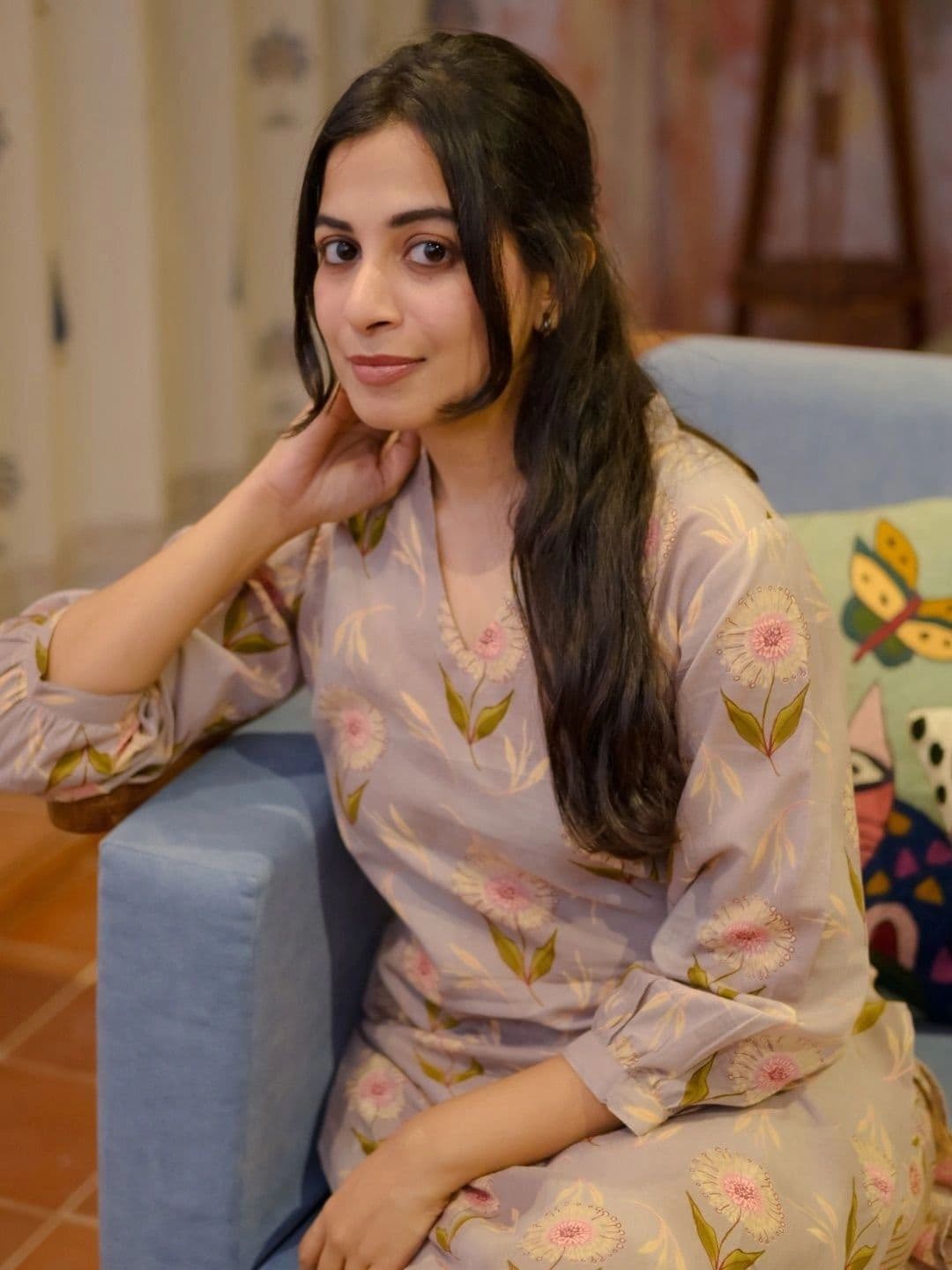 Vastara the Label Women Floral Printed Regular Pure Cotton Kurta with Trousers thumbnail 3