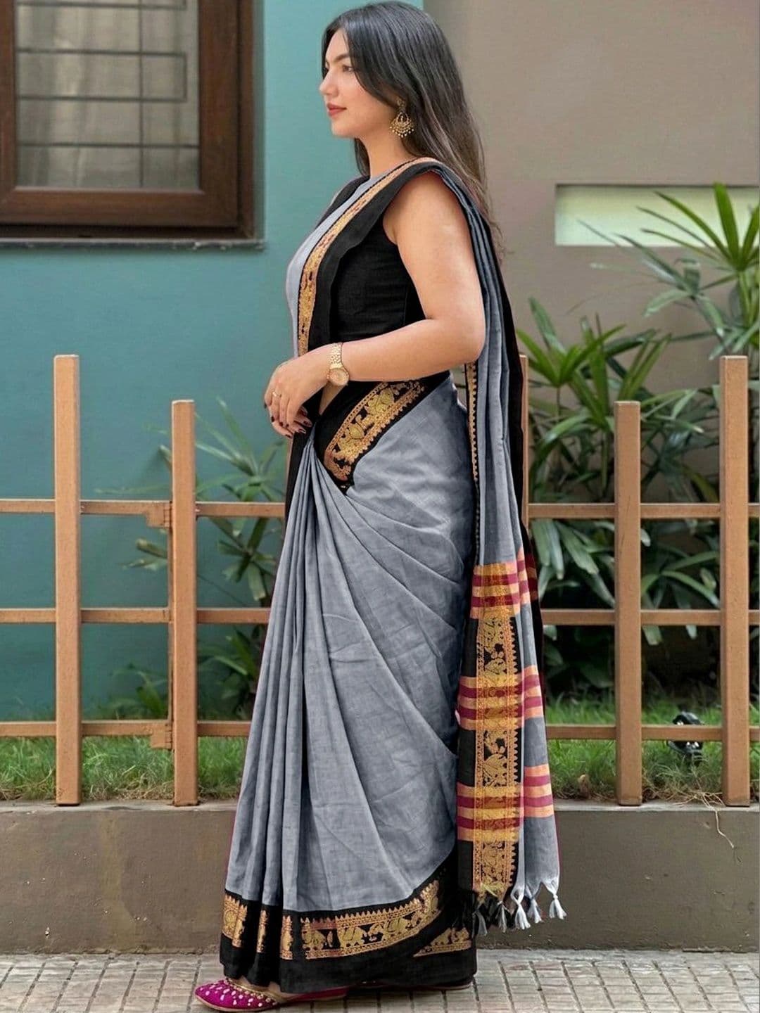 KALINI Zari Silk Cotton Designer Gadwal Saree thumbnail 6