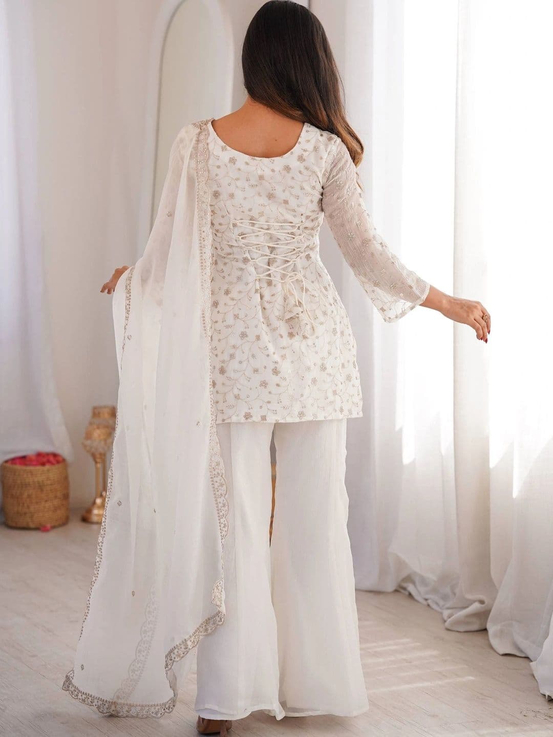 VASTRABELLA Women Ethnic Motifs Embroidered Regular Thread Work Kurta with Palazzos & With Dupatta thumbnail 3