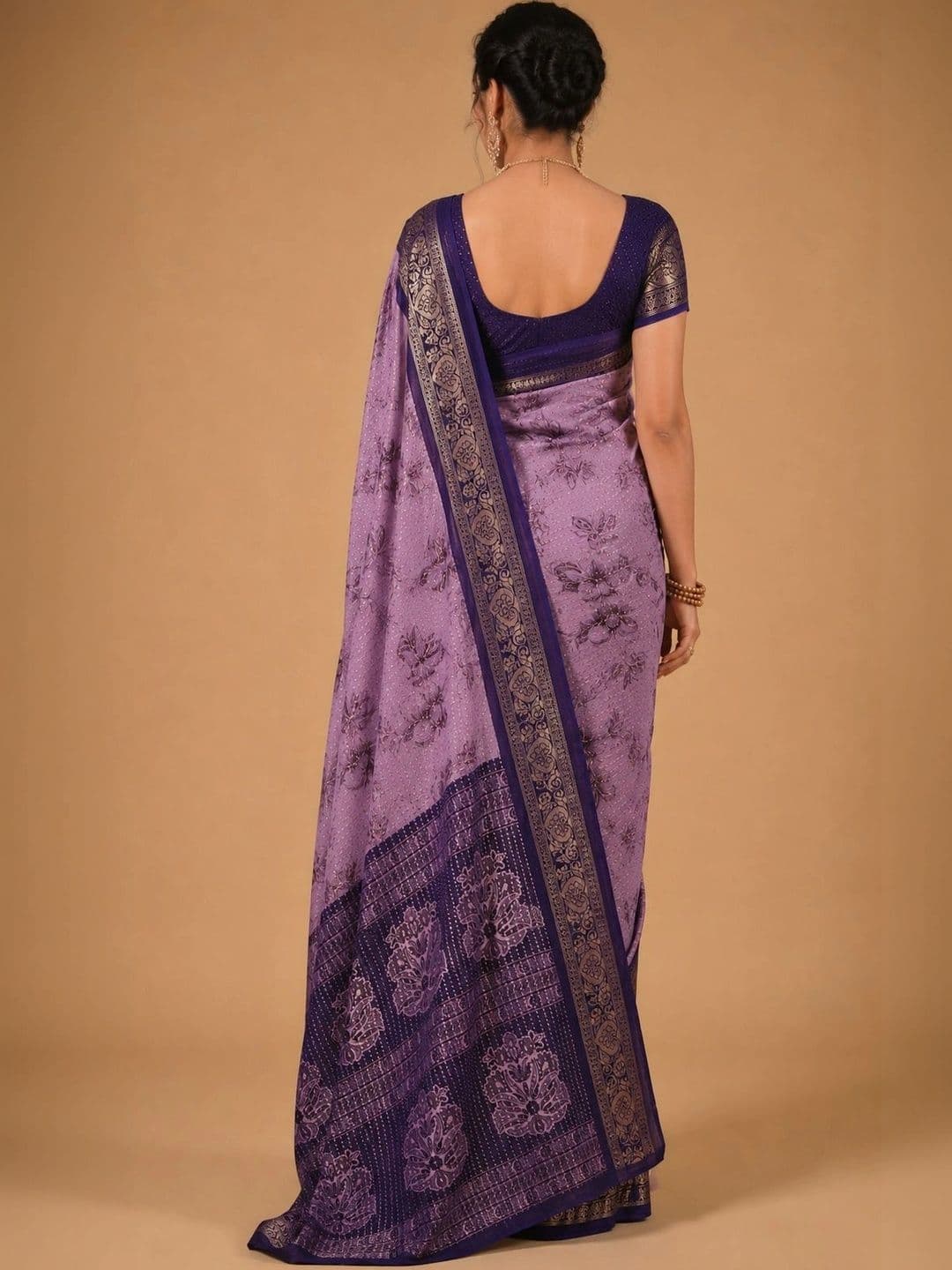 RegalDrapes Floral Zari Pure Georgette Saree thumbnail 4