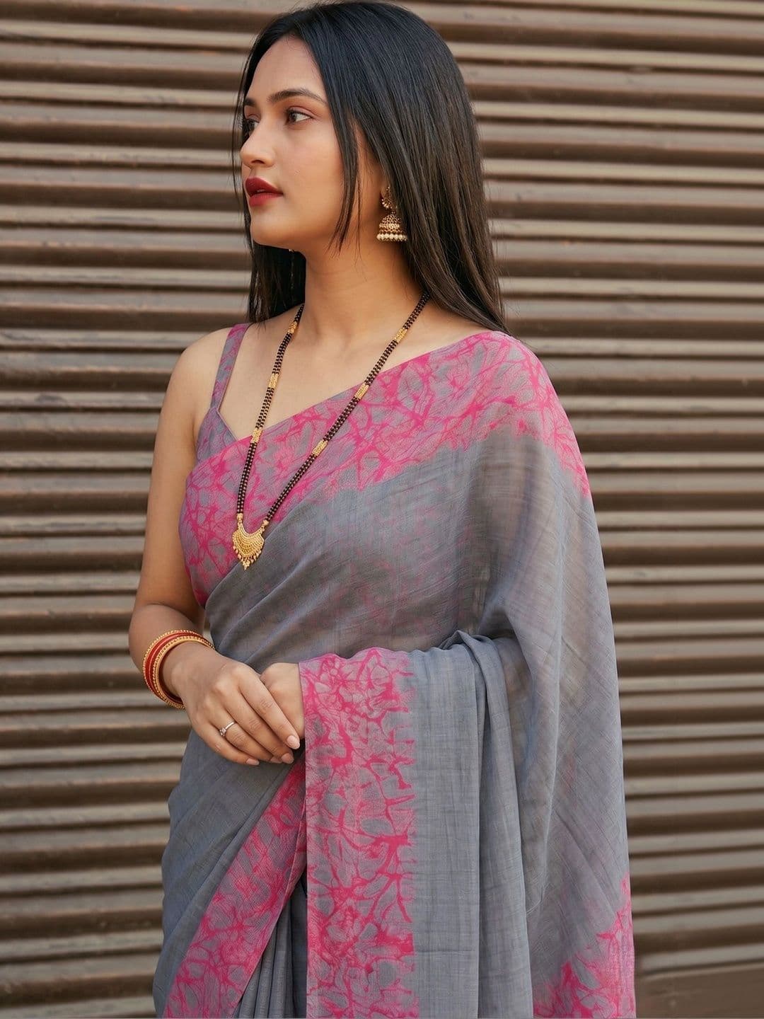 Owee Pure Chiffon Designer Saree thumbnail 5