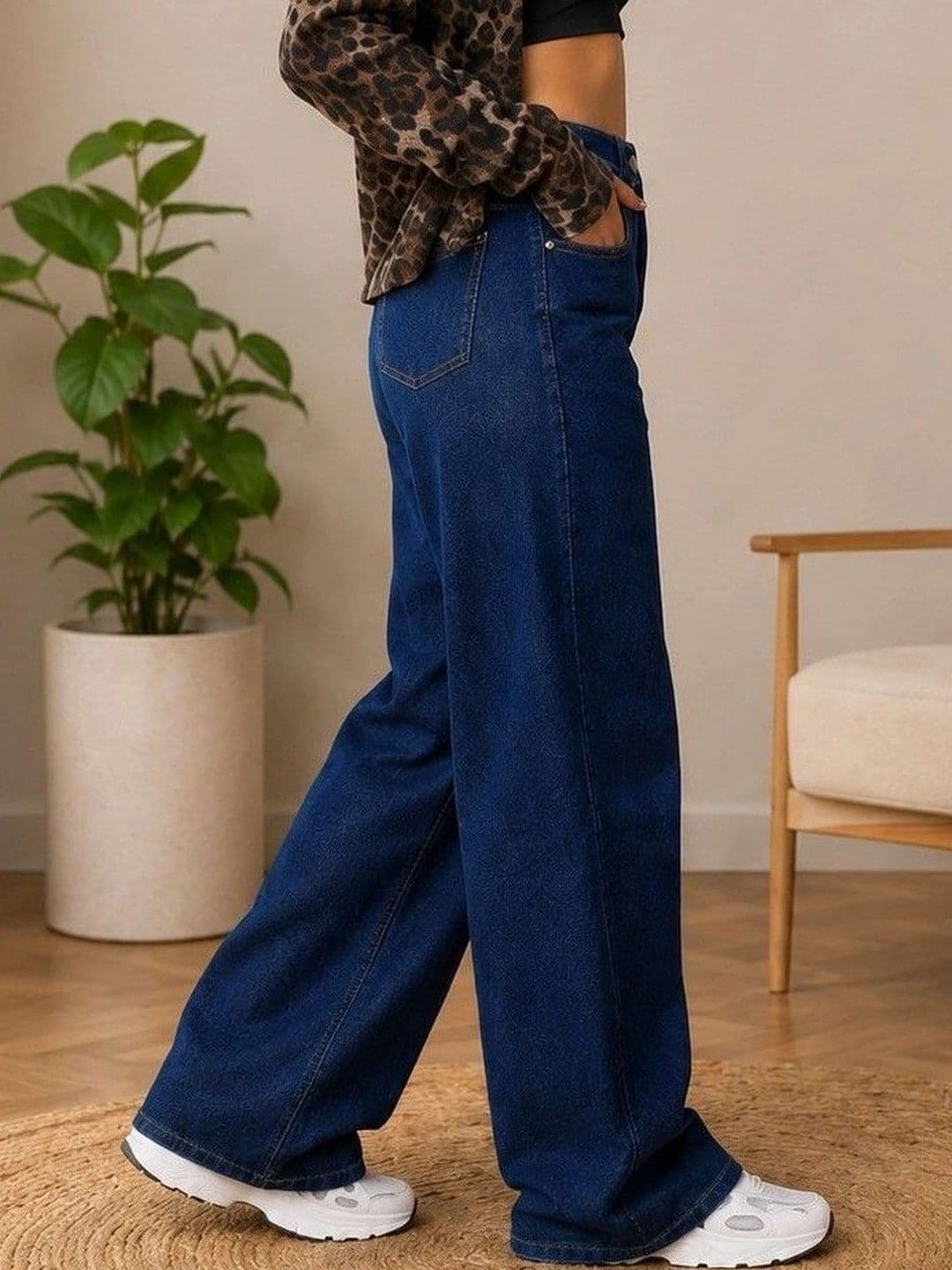 DENIMLOOK Women Flared High-Rise Jeans thumbnail 2