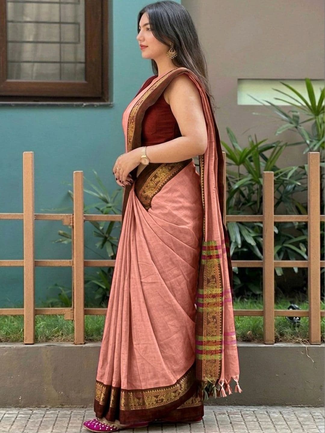 KALINI Zari Silk Cotton Designer Gadwal Saree thumbnail 5