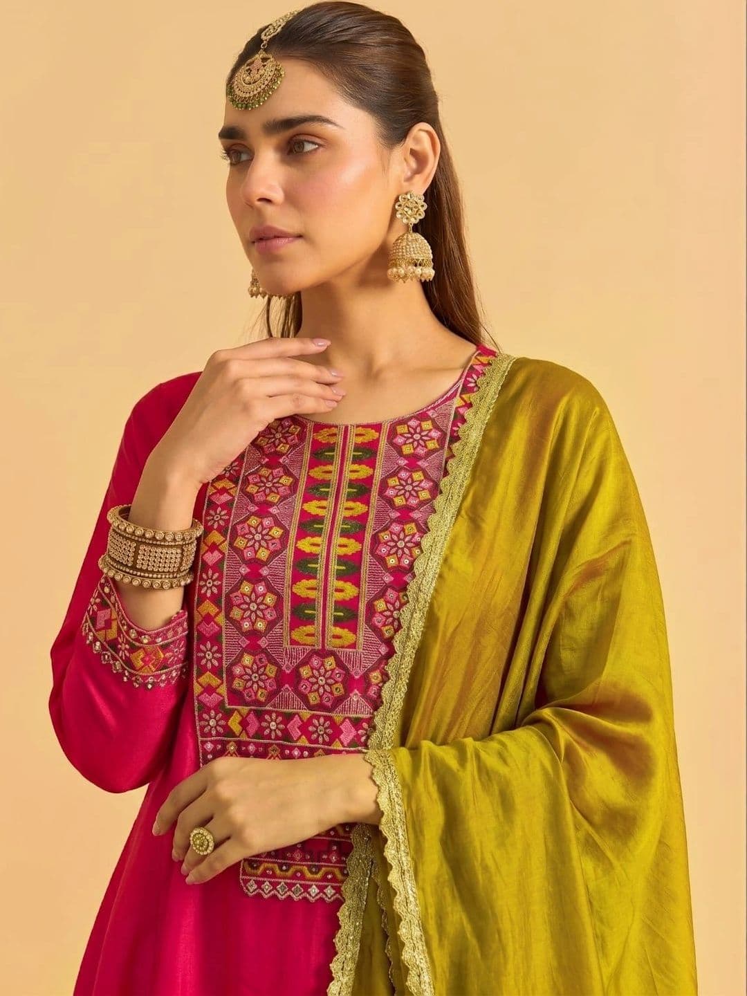 SMITSAREE Women Ethnic Motifs Embroidered Empire Thread Work Kurta with Trousers & With Dupatta thumbnail 5