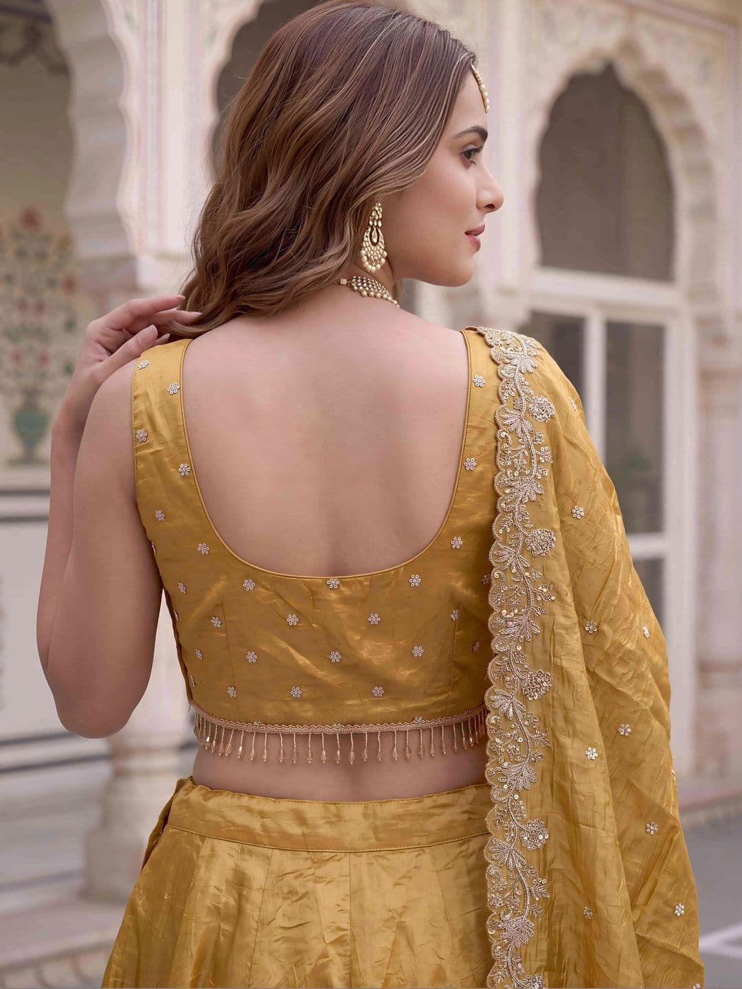 Zeel Clothing Embroidered Sequinned Semi-Stitched Lehenga & Unstitched Blouse With Dupatta thumbnail 3