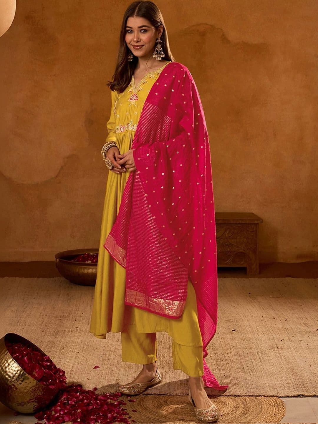 SMITSAREE Women Ethnic Motifs Embroidered Empire Thread Work Kurta with Trousers & With Dupatta thumbnail 3