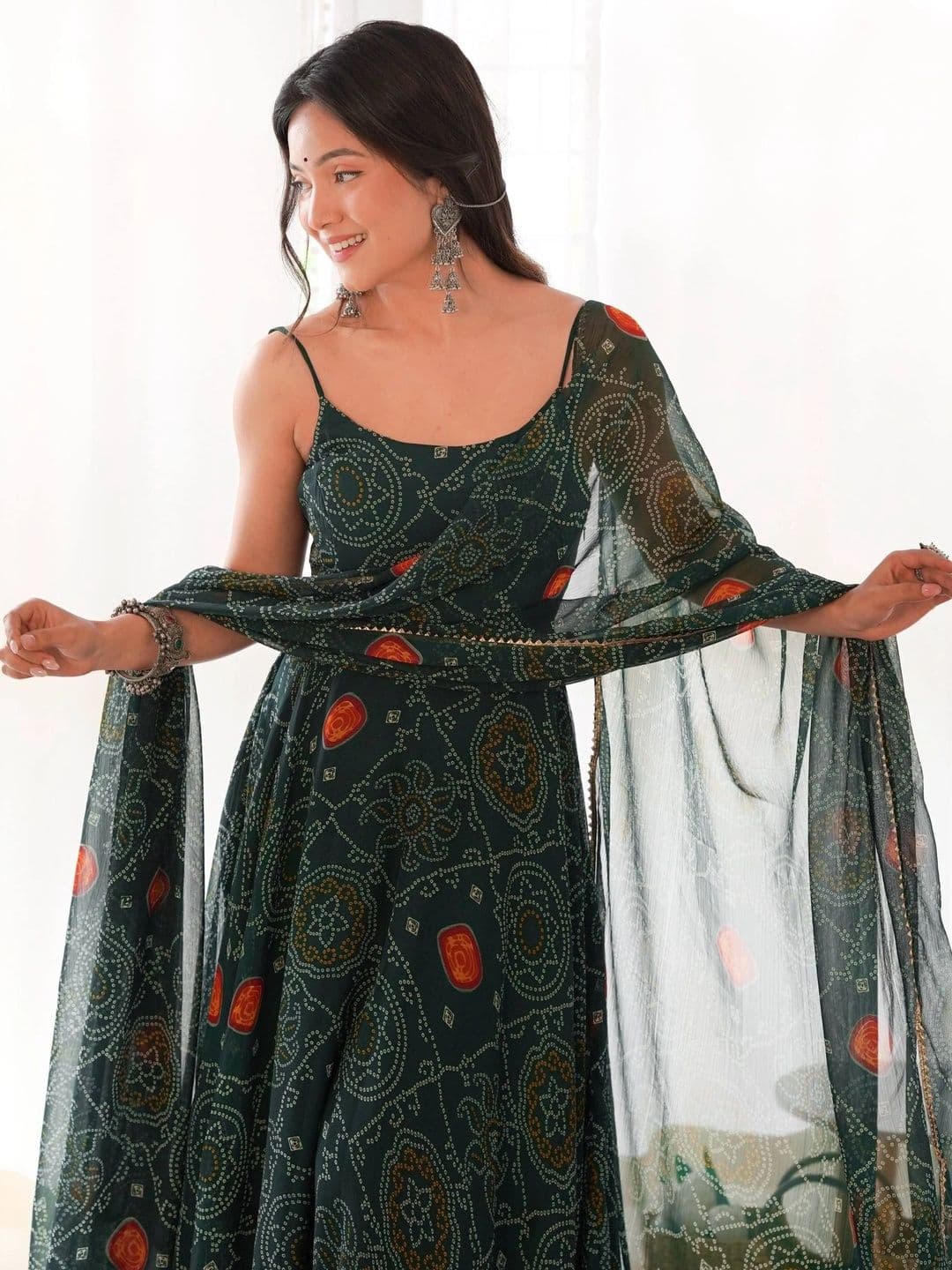 VASTRABELLA Women Ethnic Motifs Printed Regular Silk Chiffon Kurta with Pyjamas & With Dupatta thumbnail 3