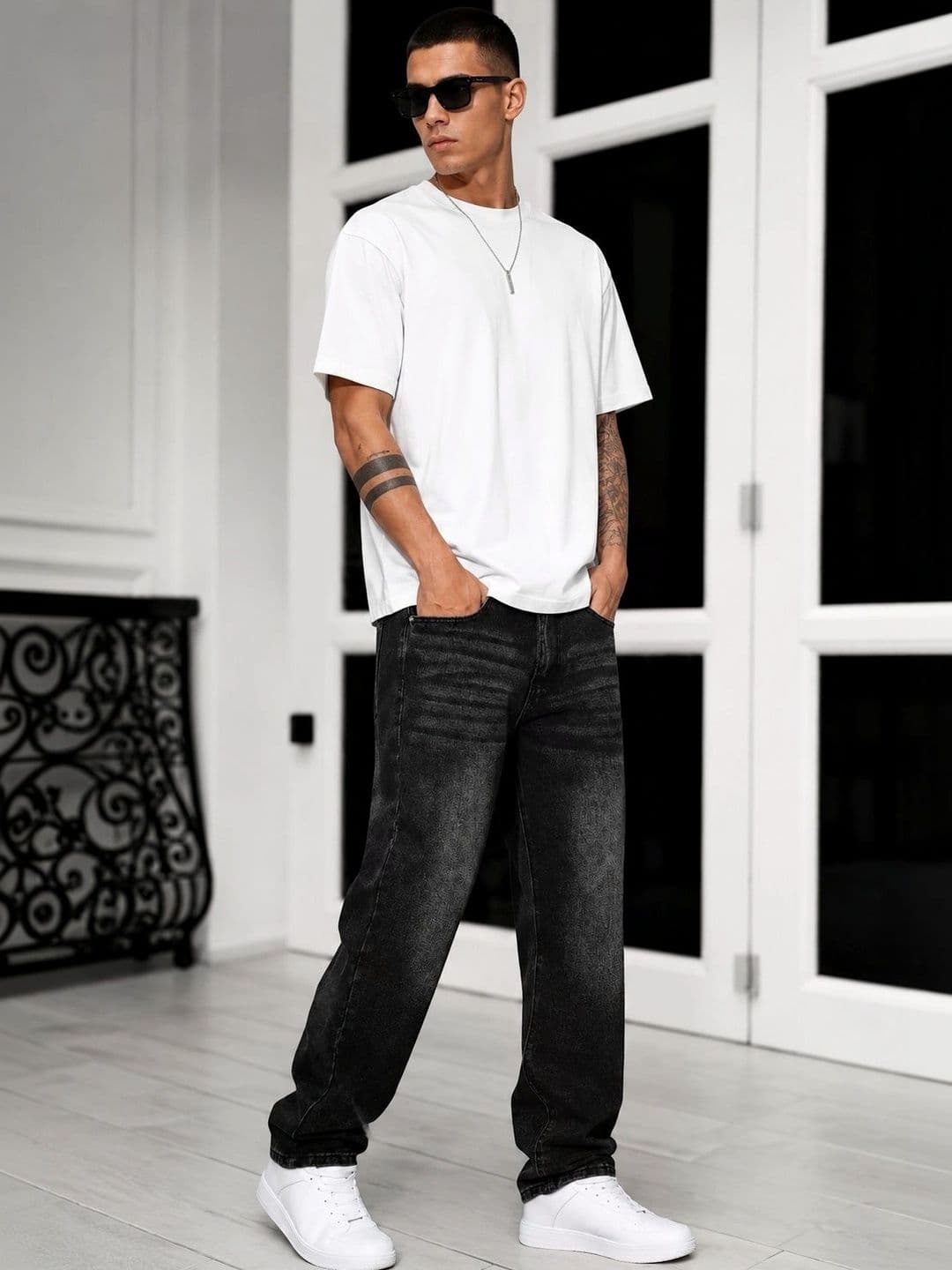 PINKLIT Men Straight Fit Mid-Rise Low Distress Light Fade Jeans thumbnail 2