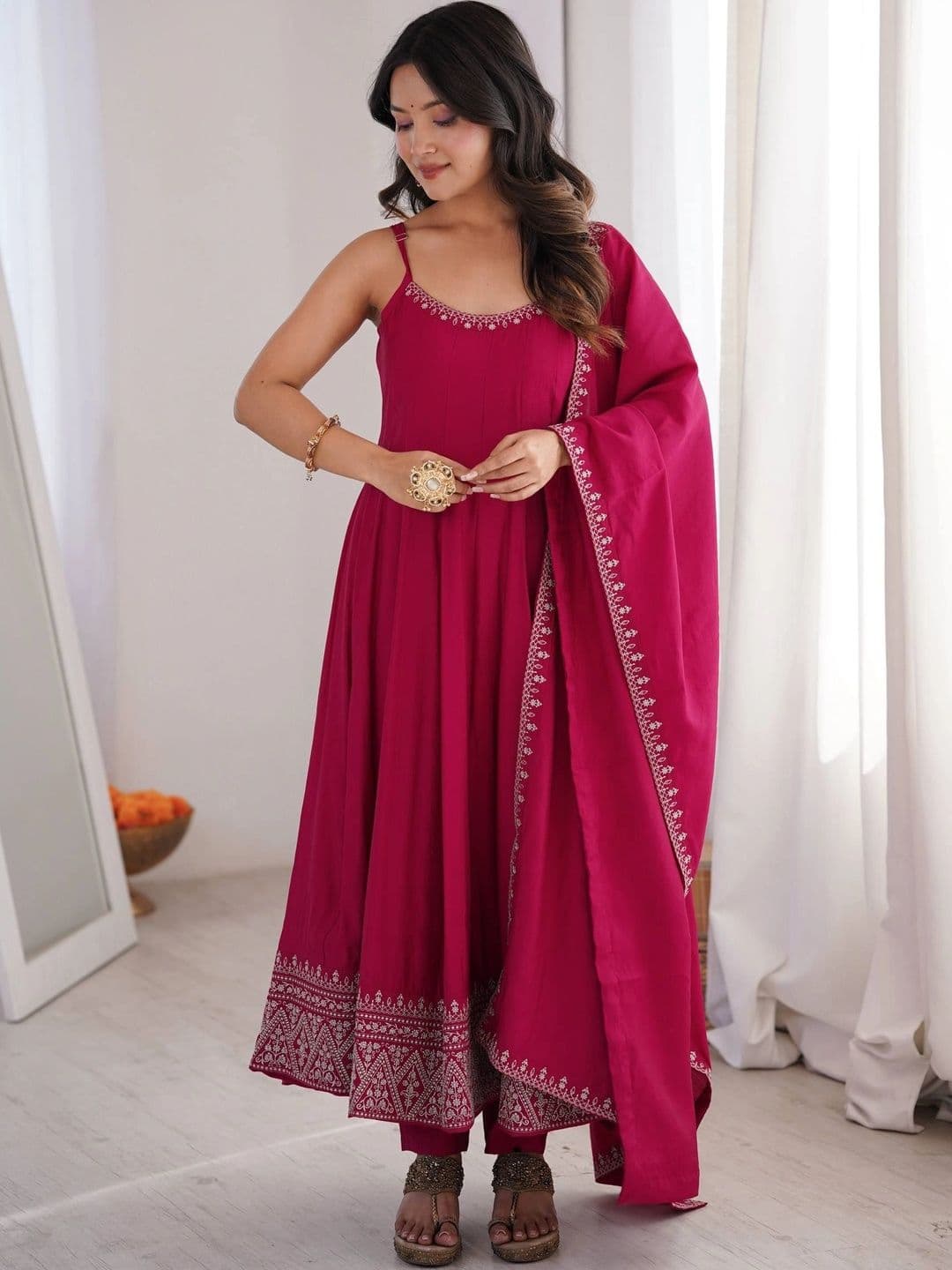 VASTRABELLA Women Ethnic Motifs Embroidered Regular Thread Work Chanderi Silk Kurta with Trousers & With thumbnail 5