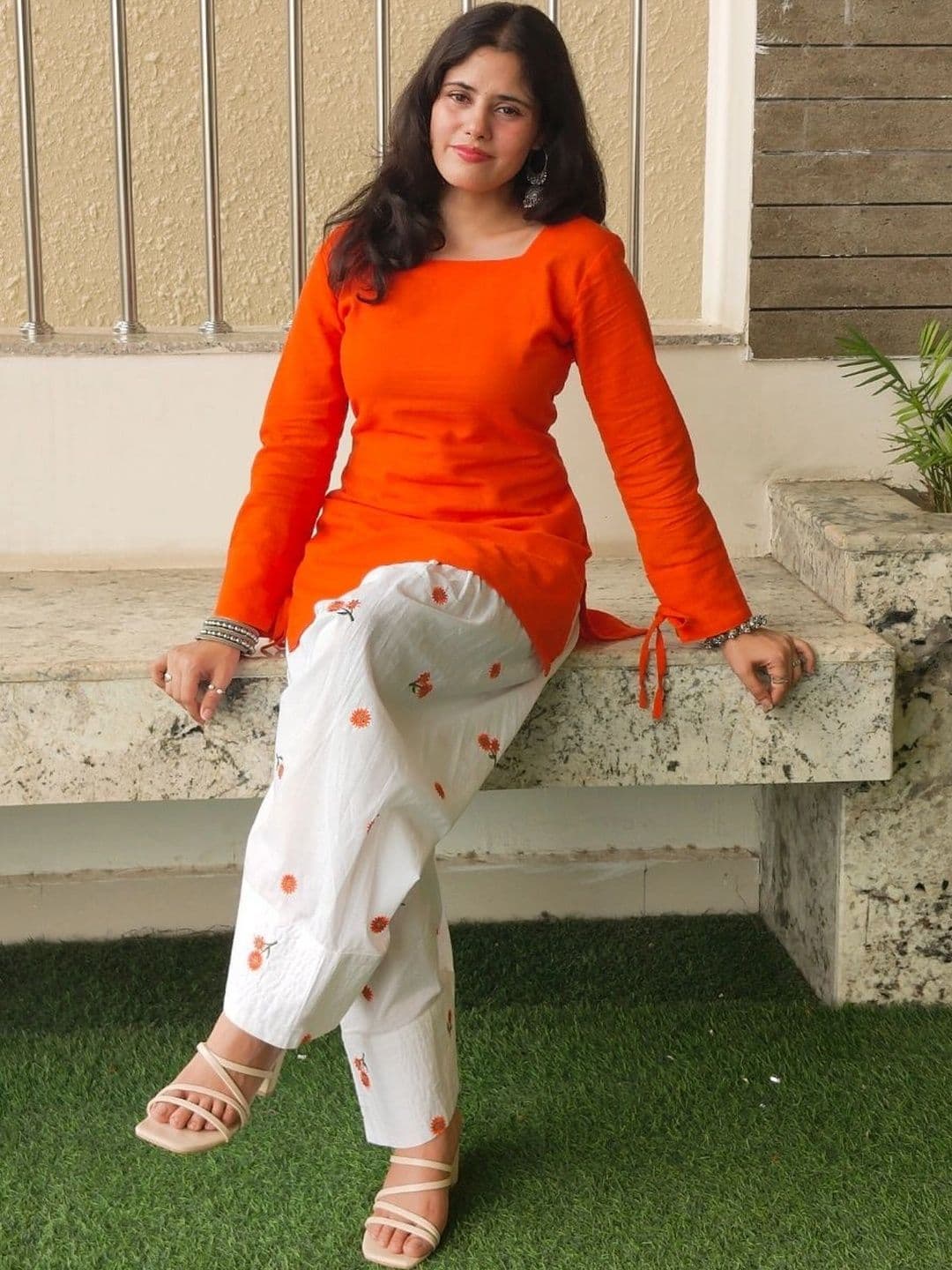 SUNDAR BAI Women Ethnic Motifs Regular Kurta with Patiala thumbnail 2