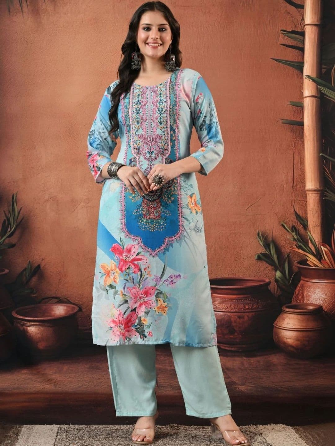 Encourage Women Floral Printed Regular Kurta with Palazzos & With Dupatta thumbnail 6