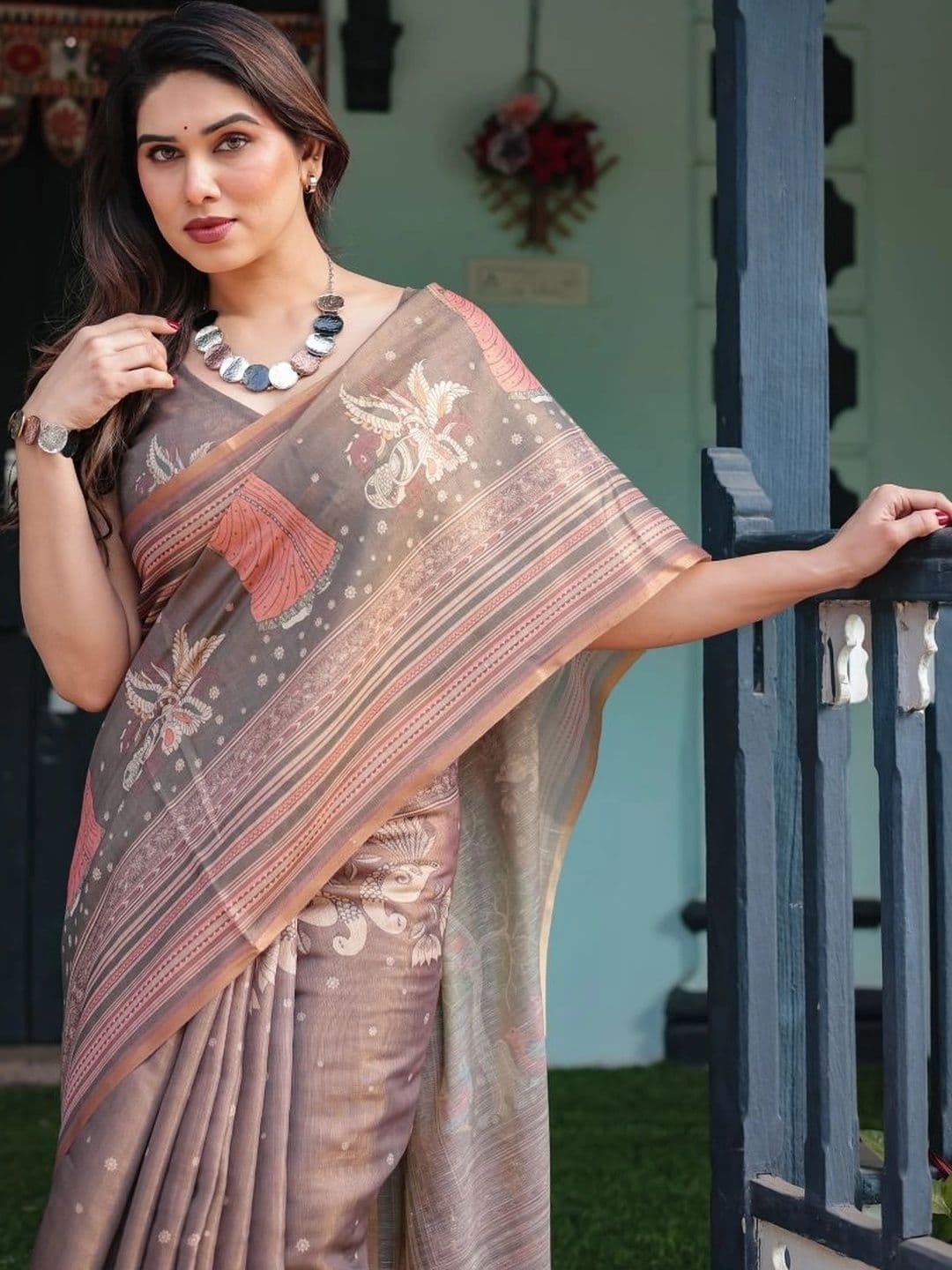 Suha Warli Art Silk Saree thumbnail 5