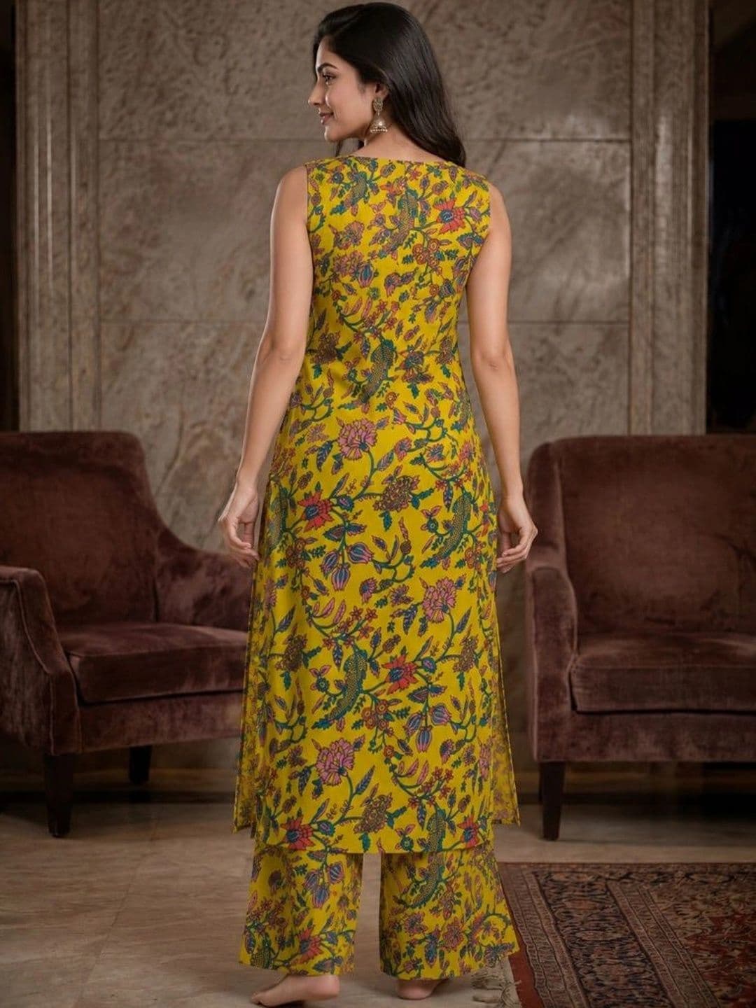 SAVYO Women Floral Printed Regular Pure Cotton Kurta with Palazzos thumbnail 5