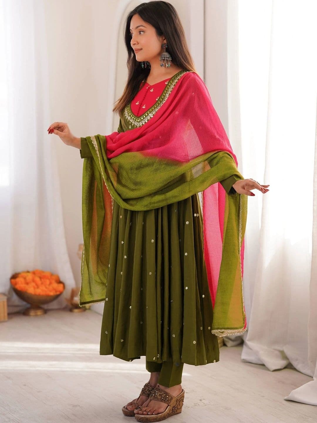VASTRABELLA Women Embroidered Empire Sequinned Kurta with Trousers & With Dupatta thumbnail 2