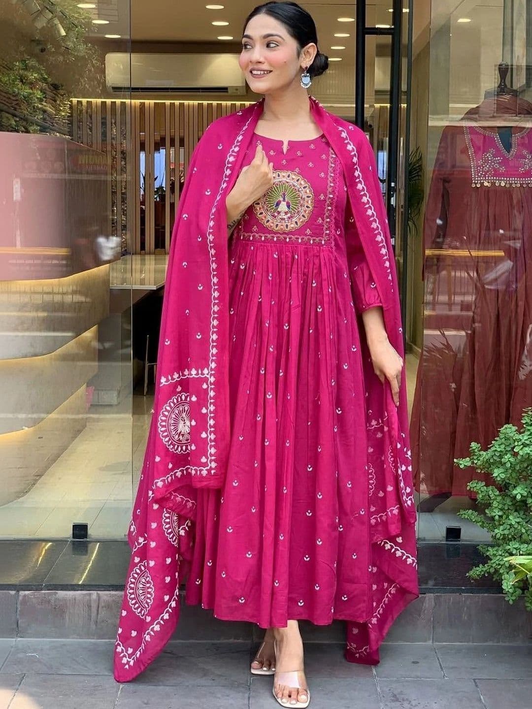 FIC FUSION CULTURE Women Ethnic Motifs Printed Empire Thread Work Kurta with Trousers & With Dupatta thumbnail 2