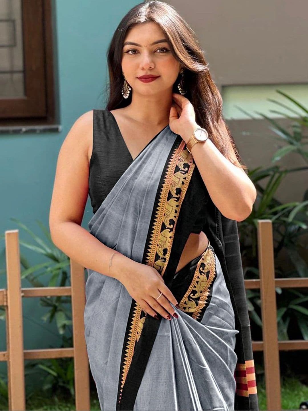 KALINI Zari Silk Cotton Designer Gadwal Saree thumbnail 2