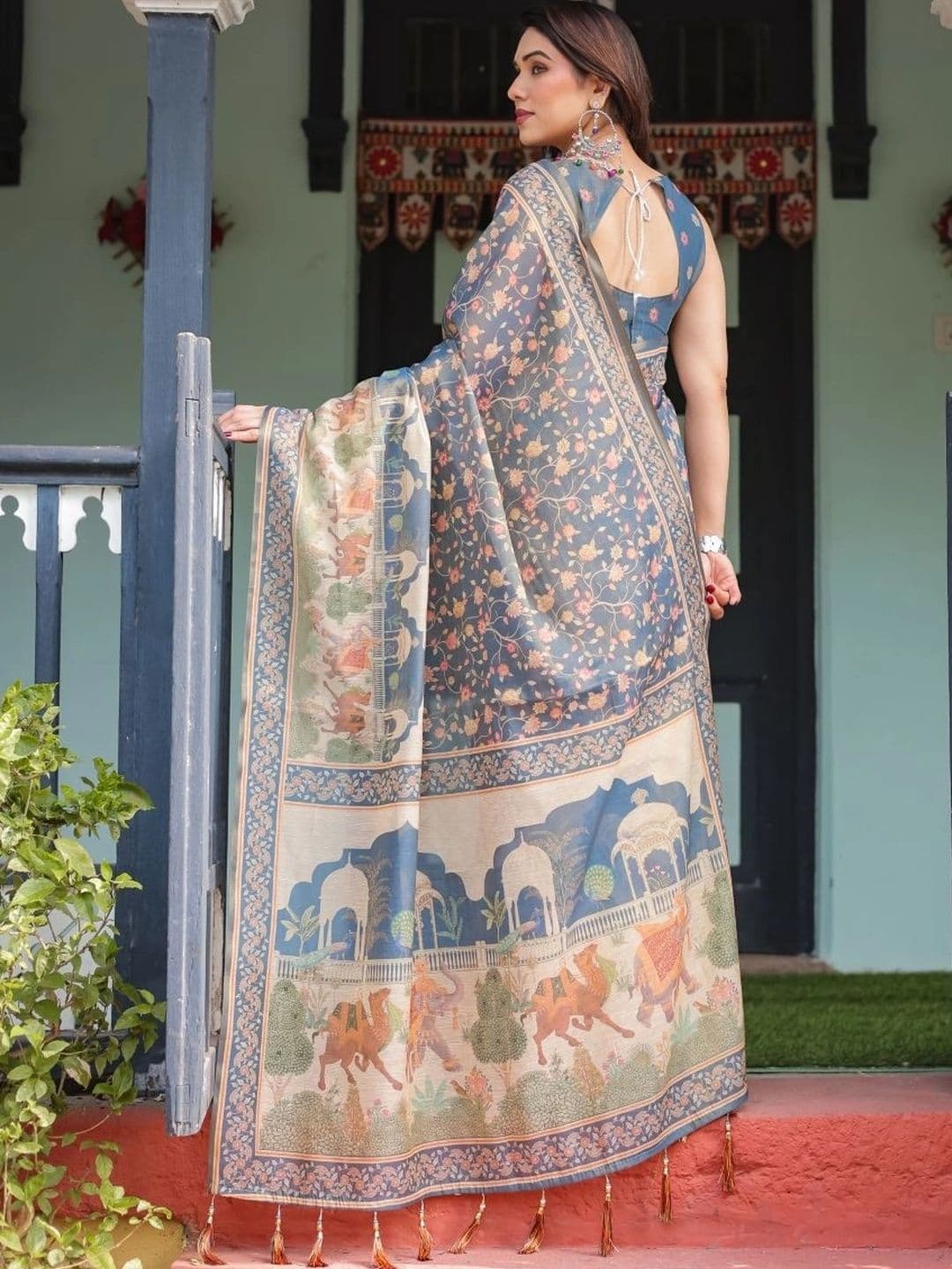 Suha Paisley Art Silk Saree thumbnail 7