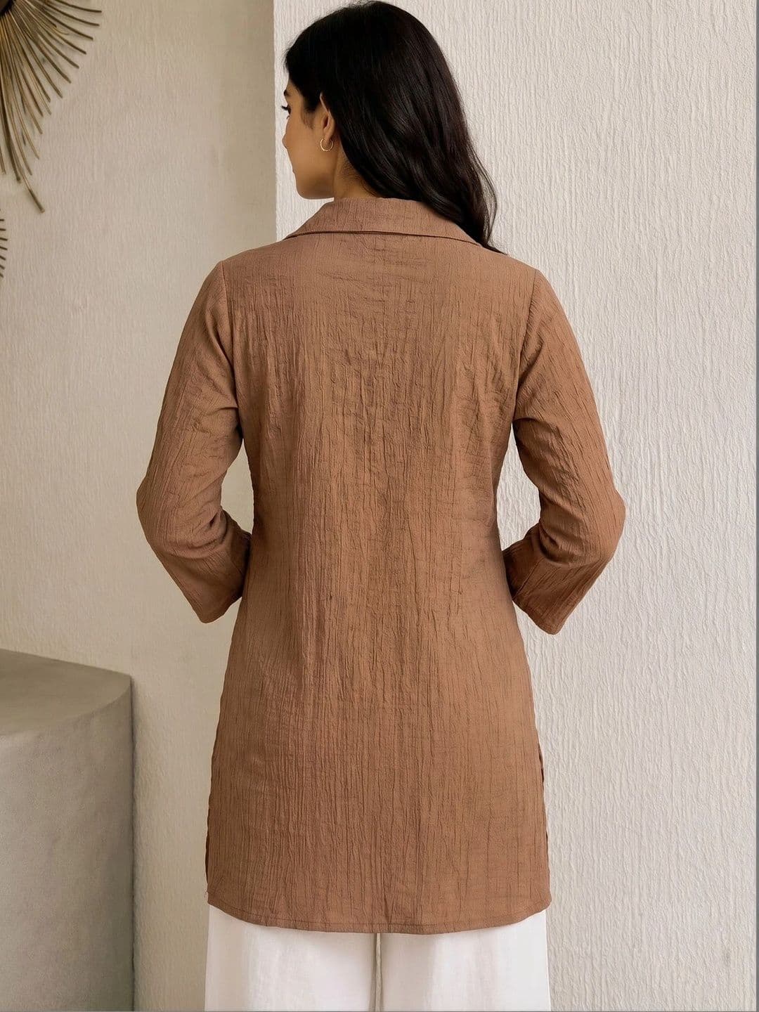 Kasendra Women Kurta thumbnail 2