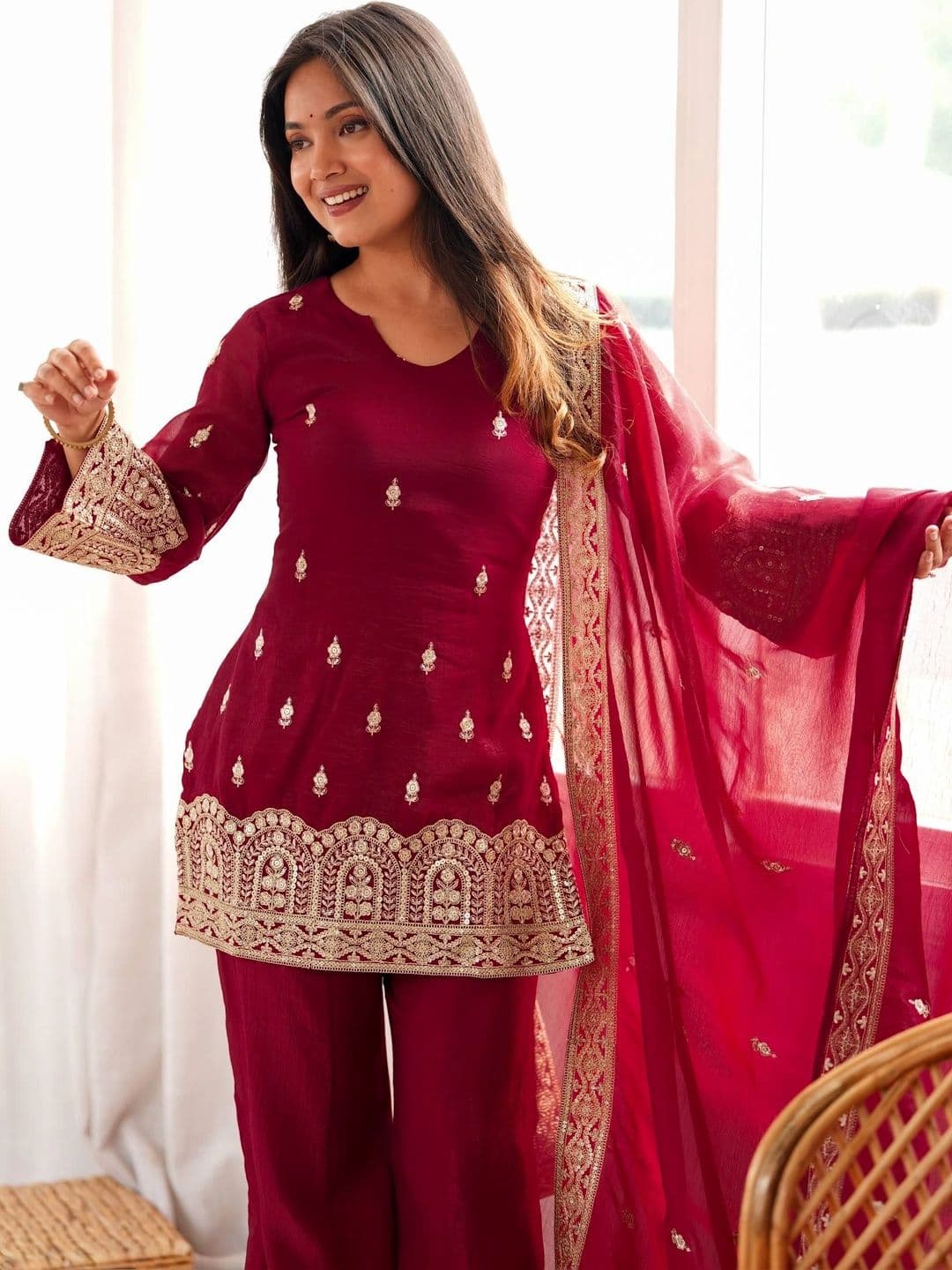 VASTRABELLA Women Ethnic Motifs Embroidered Regular Kurta with Palazzos & With Dupatta thumbnail 4