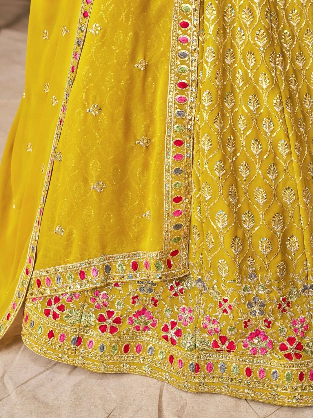 Zeel Clothing Embroidered Sequinned Semi-Stitched Lehenga & Unstitched Blouse With Dupatta thumbnail 2